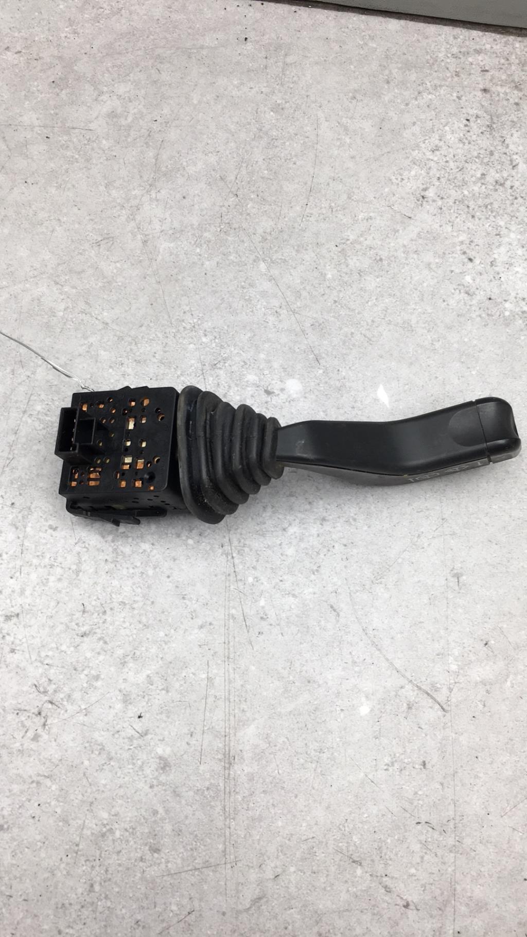 Commodo d'essuie glaces OPEL CORSA C PHASE 1 Essence - 1