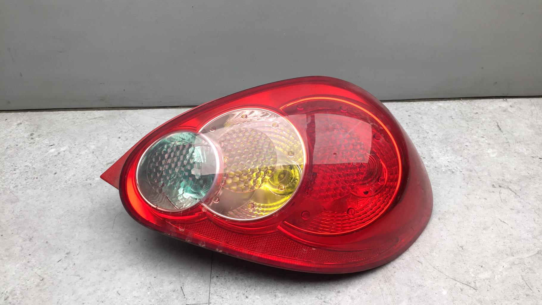 Fanale posteriore principale destro (luci) TOYOTA AYGO 1 PHASE 1 Gasolina - 1