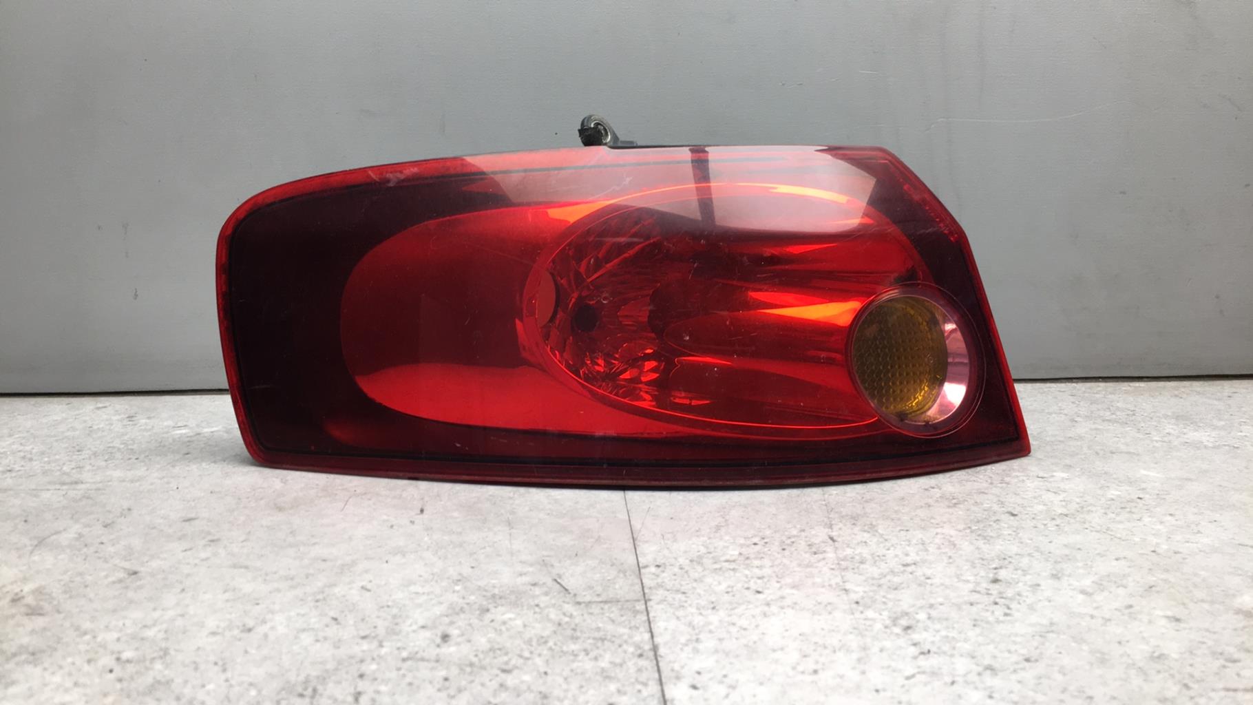 Fanale posteriore principale sinistro (luci) FIAT CROMA 2 PHASE 1 BREAK  - 1