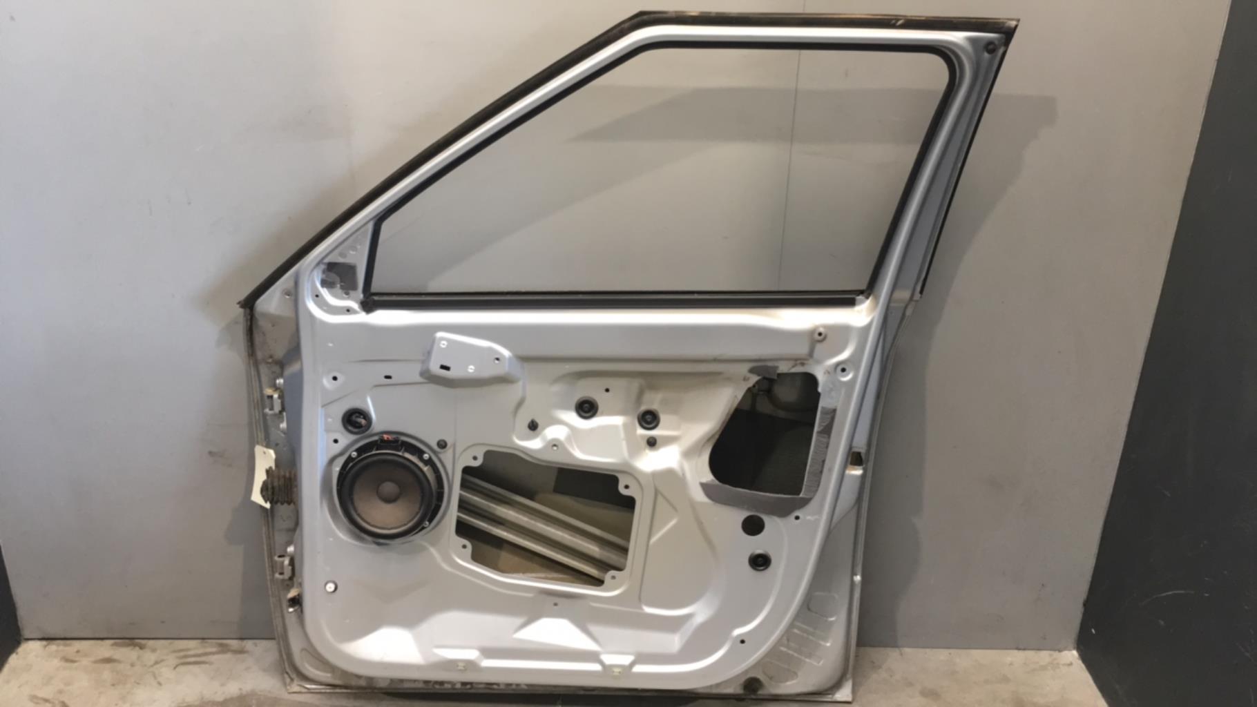Porte avant droit SKODA FABIA 2 PHASE 1 BREAK Diesel - 1