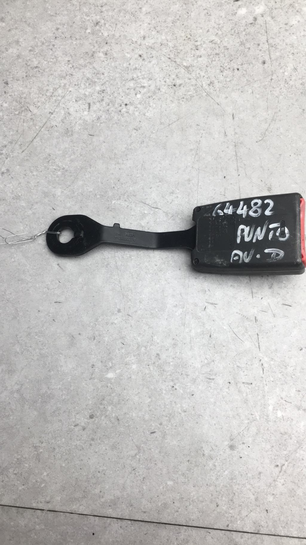 Aggancio cintura sicurezza anteriore destro FIAT PUNTO 2 PHASE 1  - 1