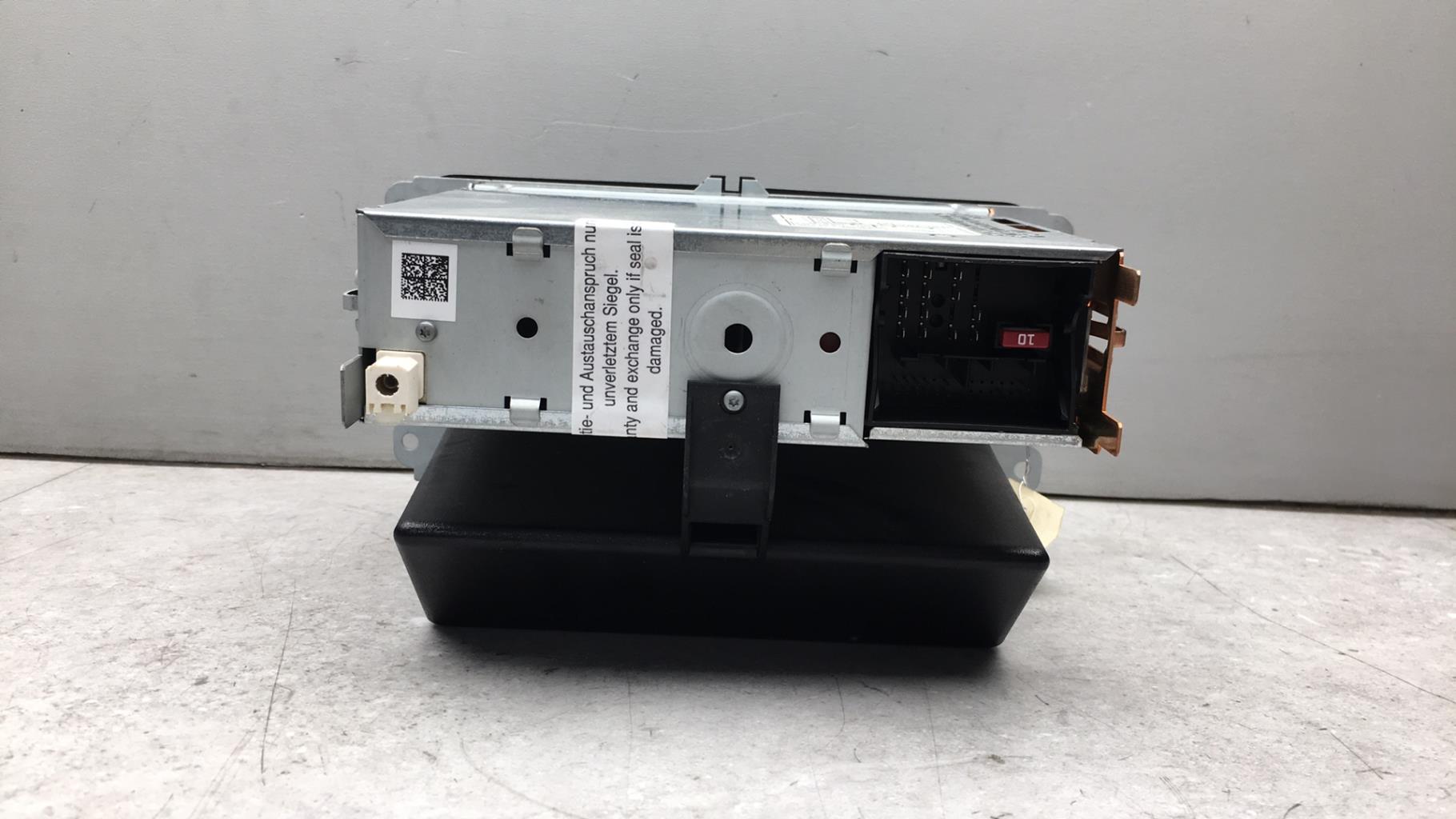 Autoradio originale VOLKSWAGEN POLO 5 PHASE 1  - 1