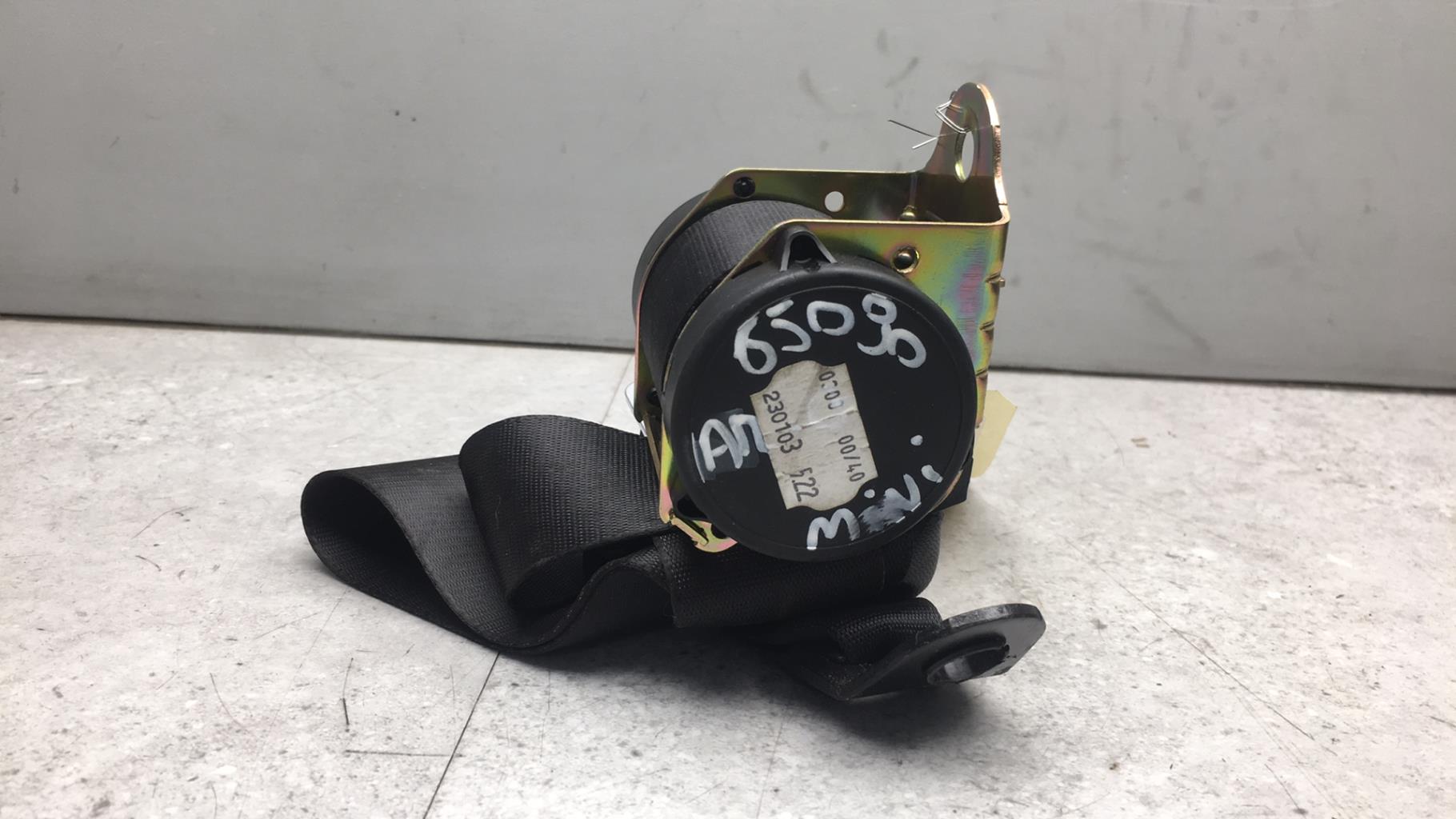 Ceinture arriere gauche MINI MINI 1 R50/R53 PHASE 1 Essence - 1