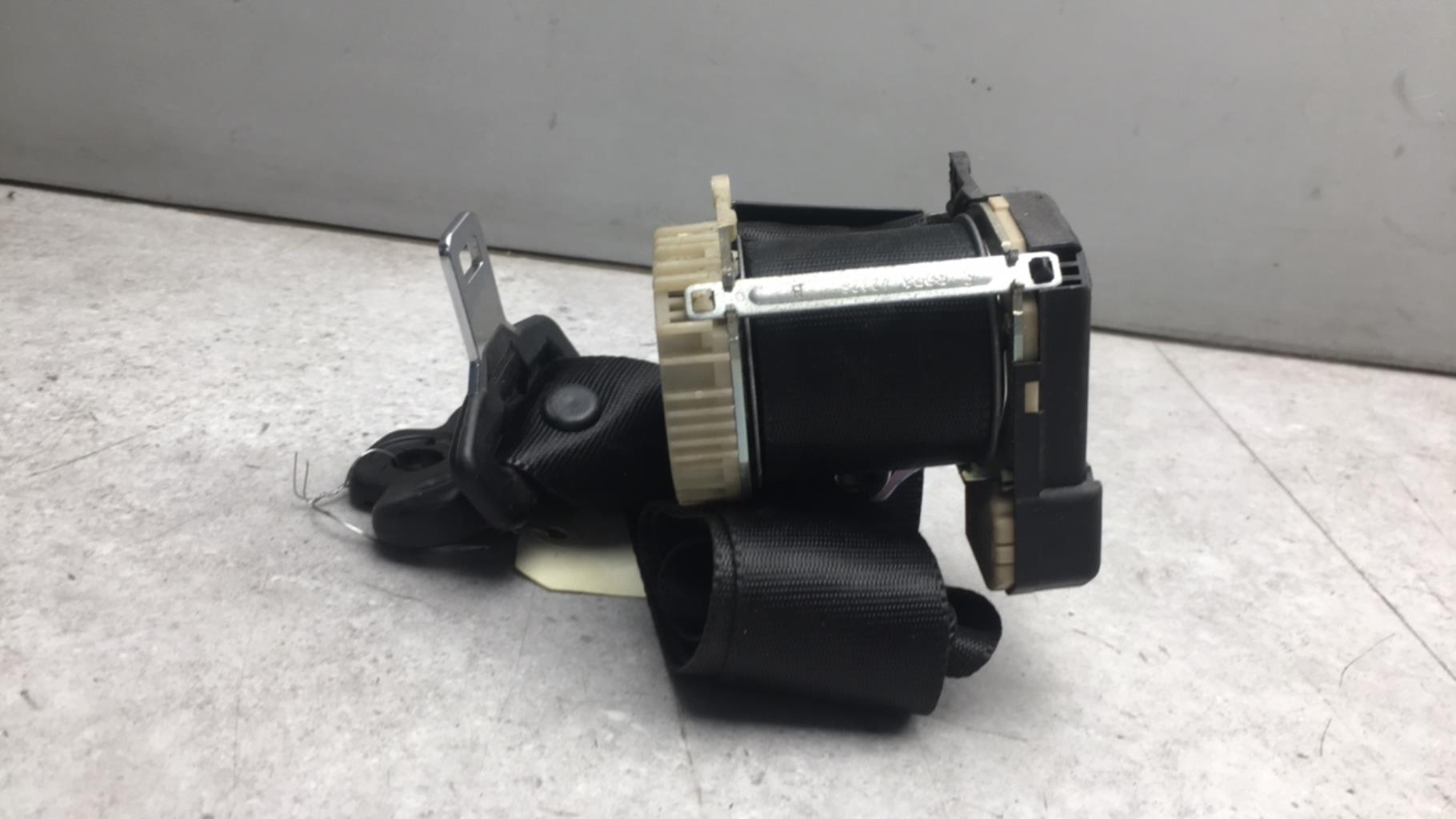 Cintura di sicurezza anteriore destra FORD FOCUS 2 PHASE 2 Diésel - 1