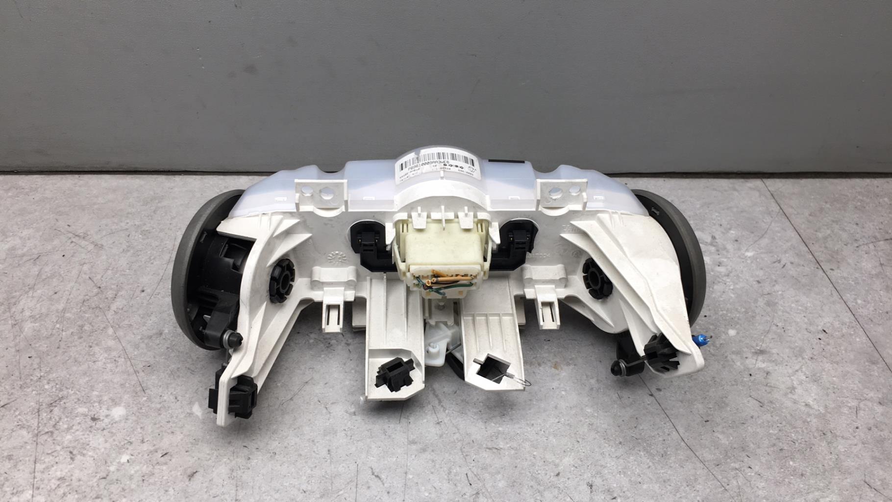 Commande chauffage CITROEN C1 1 PHASE 2 Essence - 1