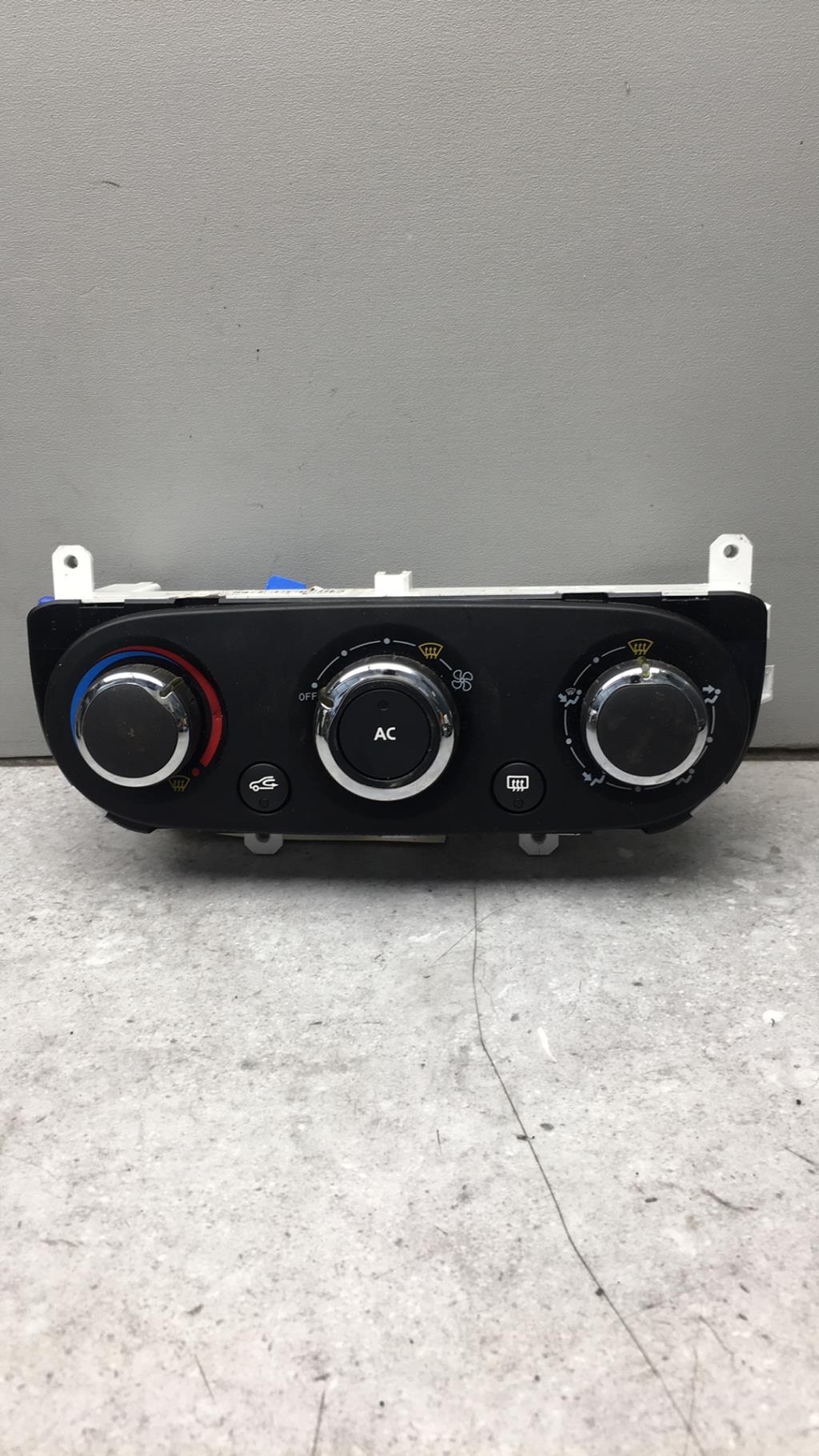 Commande chauffage RENAULT CLIO 4 PHASE 1  - 1