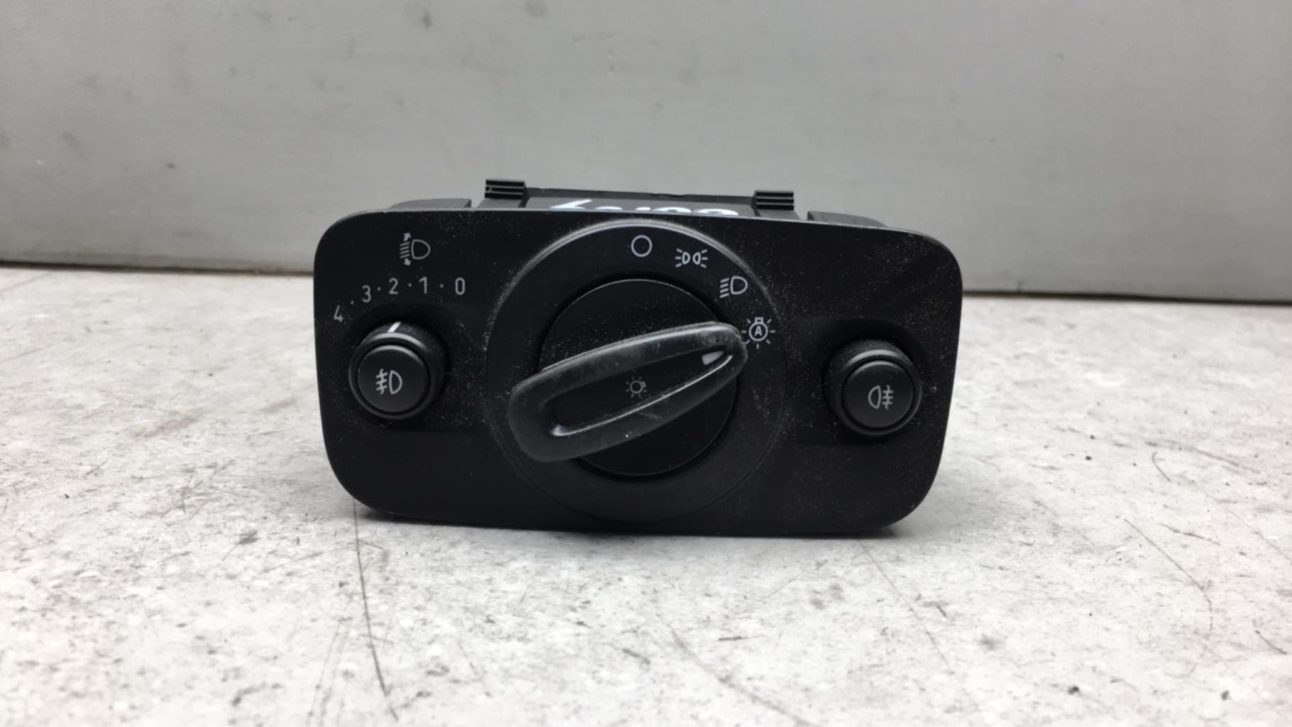 Commande de phare FORD FIESTA 6 PHASE 1 Diesel - 1