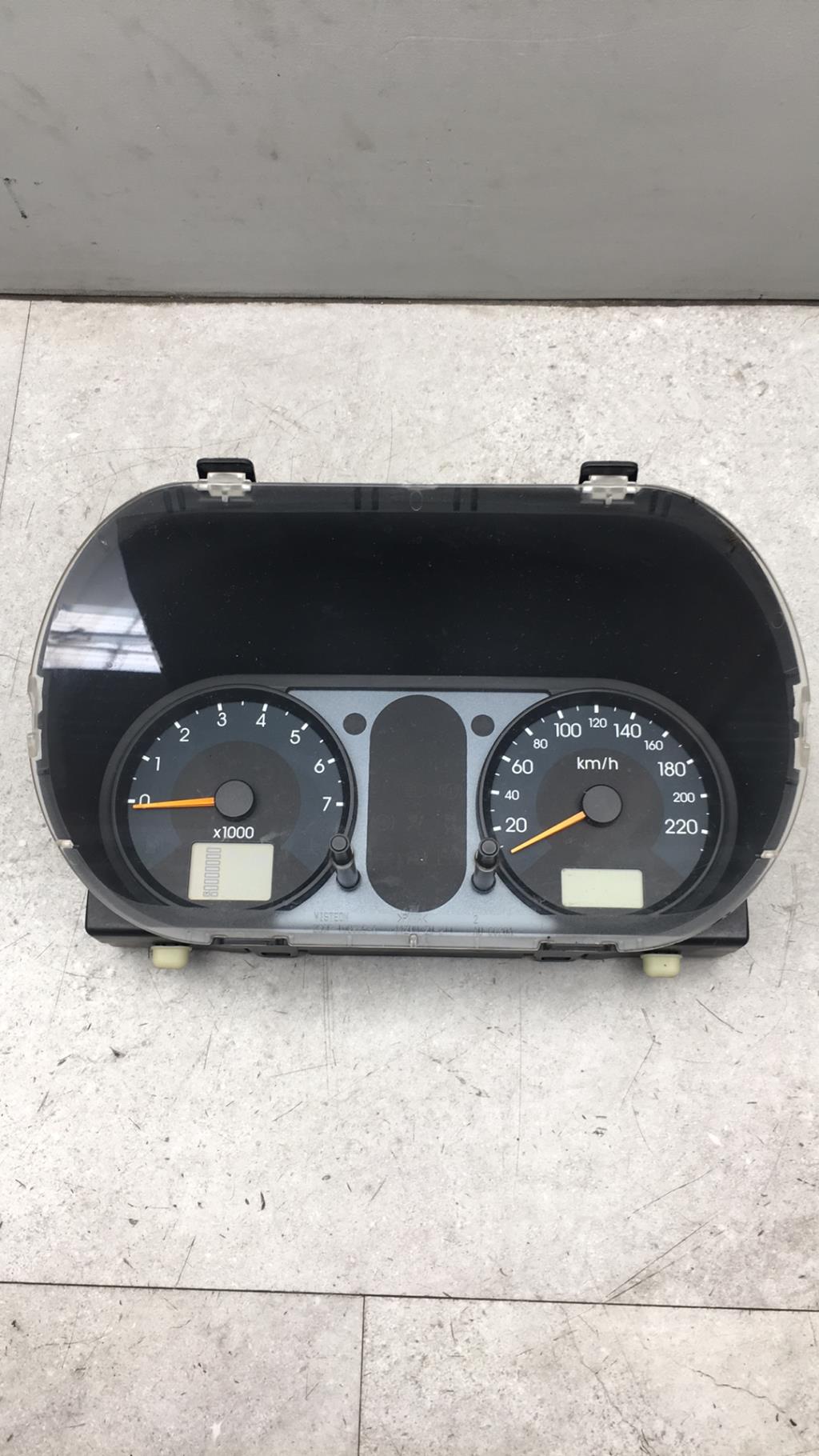 Compteur FORD FIESTA 5 PHASE 1  - 1