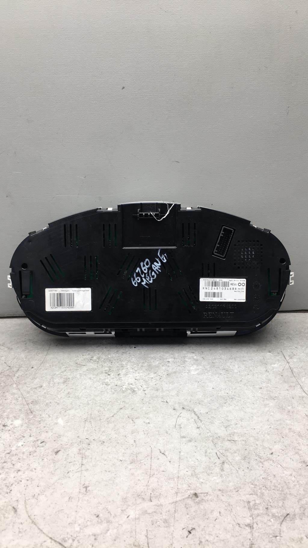 Compteur RENAULT MEGANE 3 PHASE 3 Diesel - 1