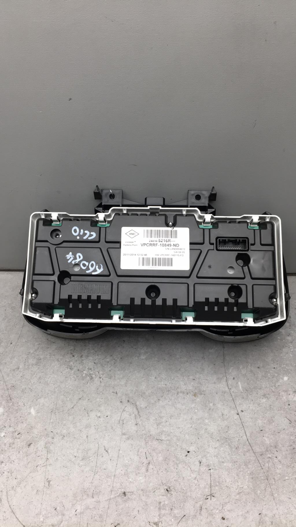 Compteur RENAULT CLIO 4 PHASE 1  - 1