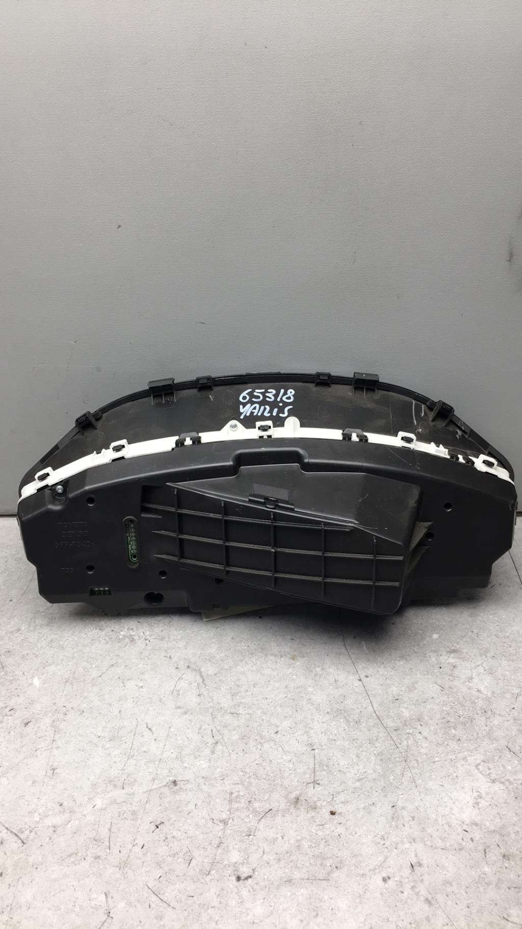 Compteur TOYOTA YARIS 2 PHASE 1  - 1
