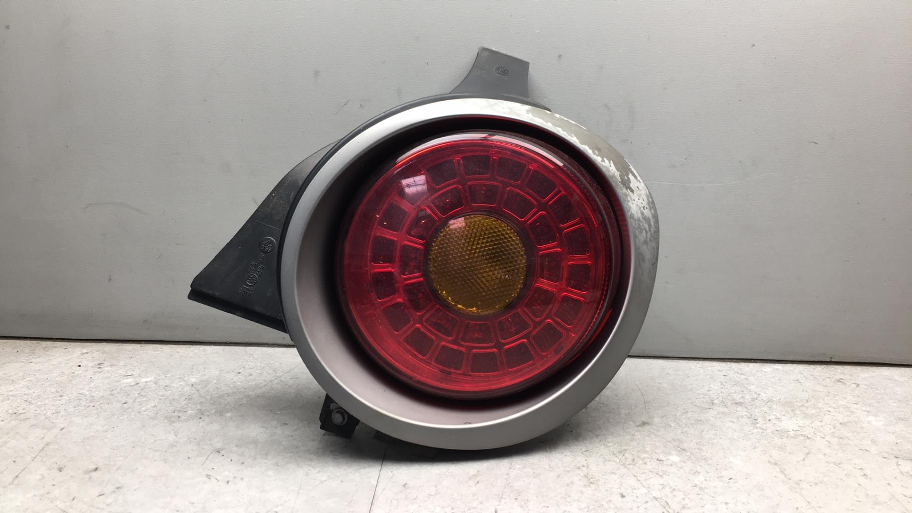 Fanale posteriore principale destro (luci) ALFA ROMEO MITO PHASE 1 Diésel - 1