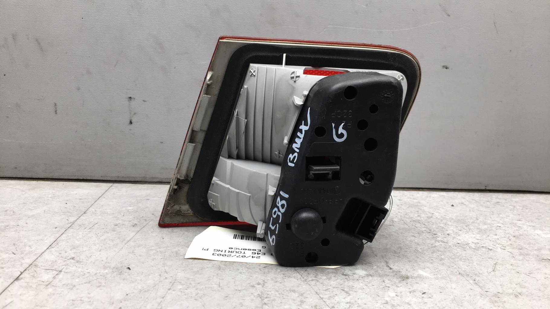Feu arriere secondaire gauche (feux) BMW SERIE 3 E46 TOURING PHASE 2 BREAK Essence - 1