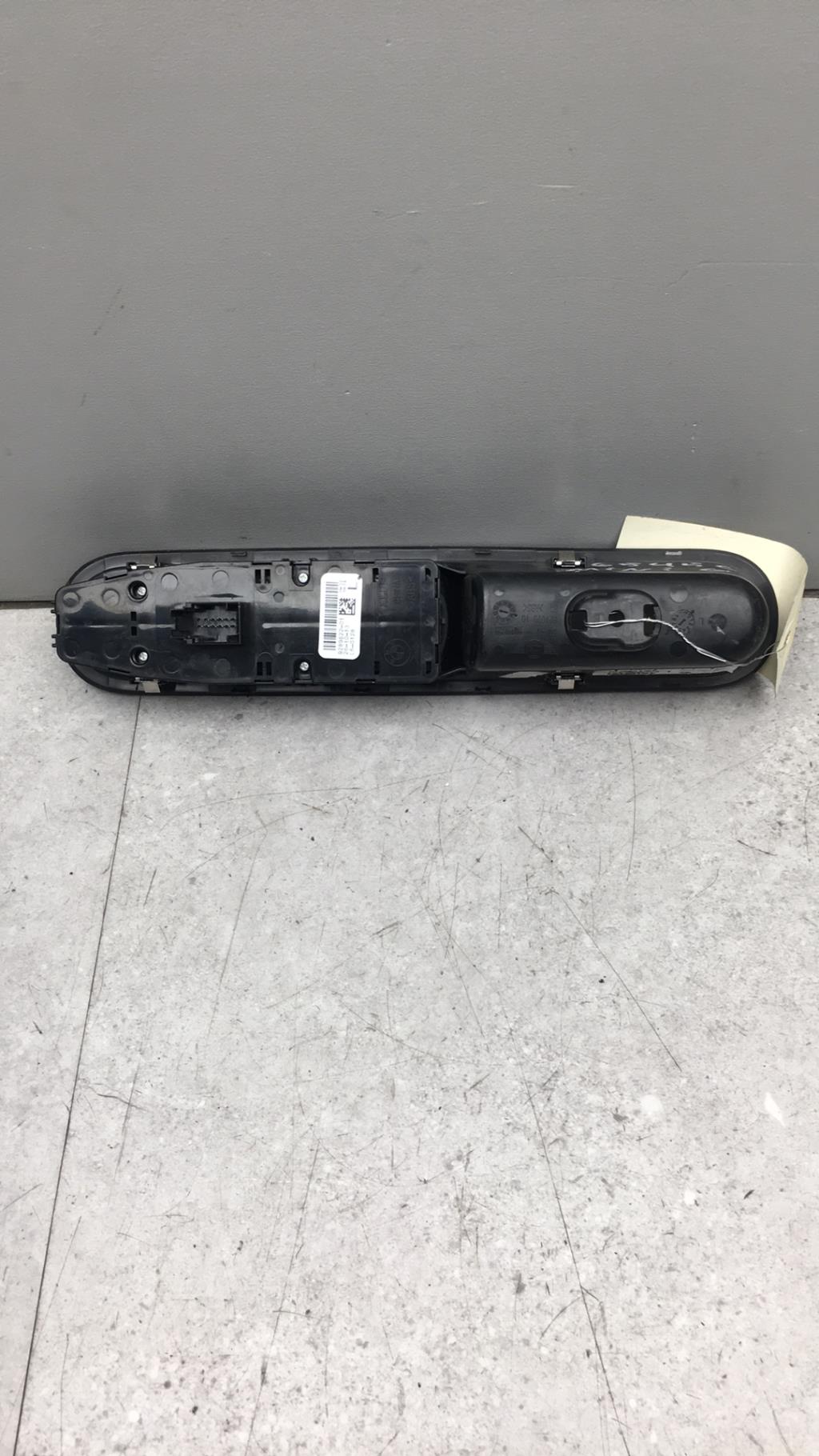 Interruttore lavacristalli anteriore sinistro MINI MINI 2 R60 COUNTRYMAN BREAK Diésel - 1