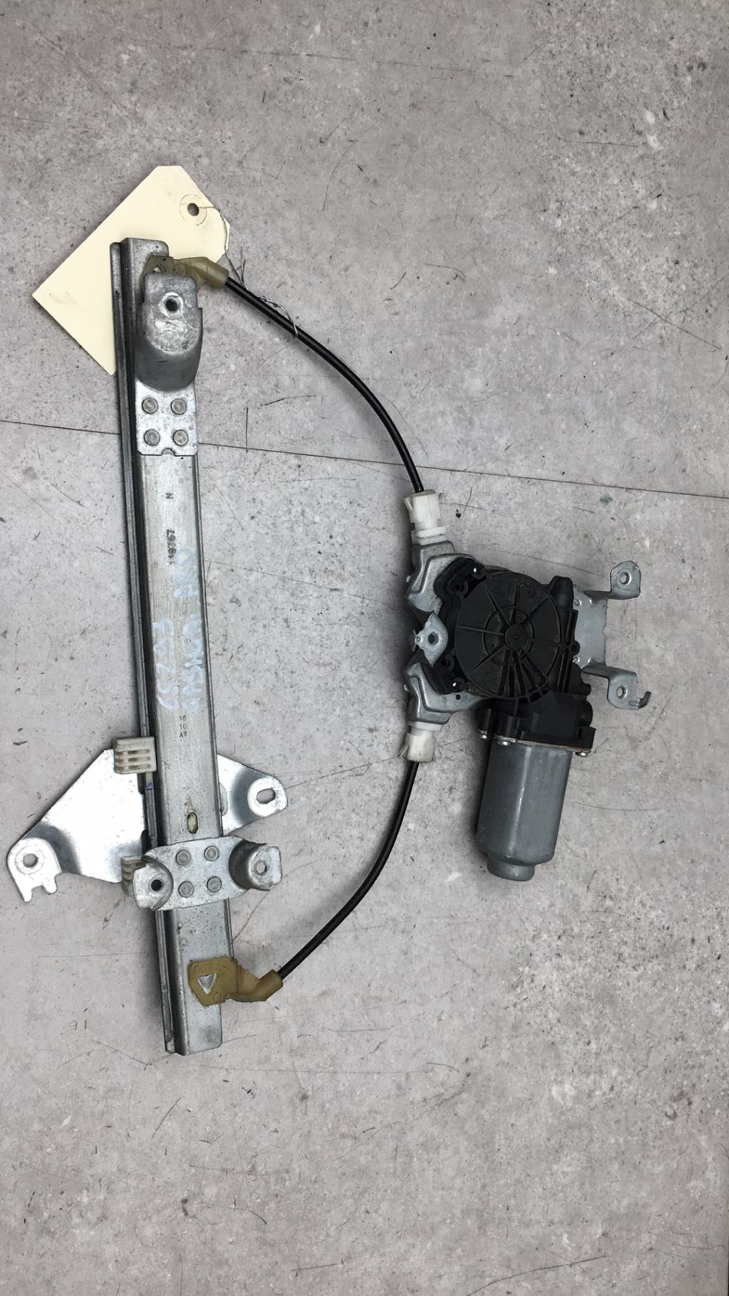 Alzacristalli elettrico posteriore destro NISSAN QASHQAI 1 PHASE 1  - 1