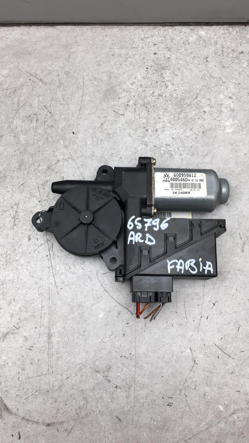Motore alzacristalli posteriore destro SKODA FABIA 1 PHASE 1 BREAK  - 1