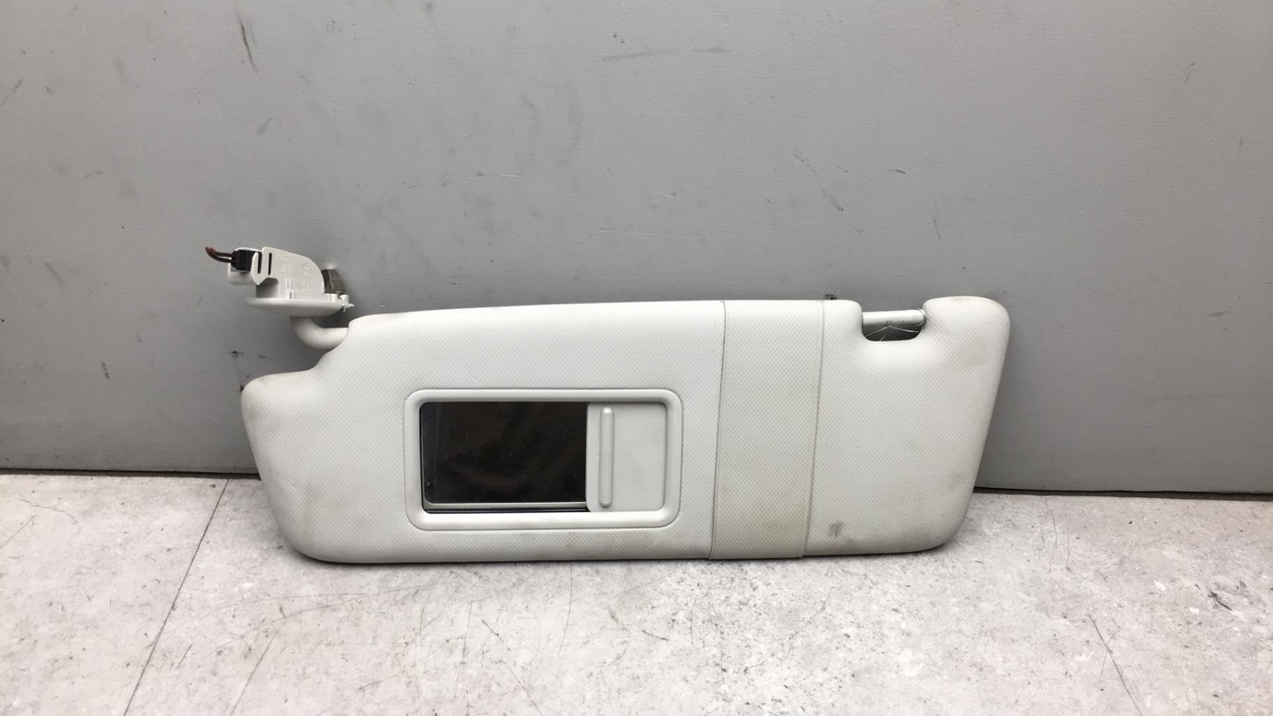 Pare soleil gauche AUDI A4 3 AVANT PHASE 1 BREAK Diesel - 1
