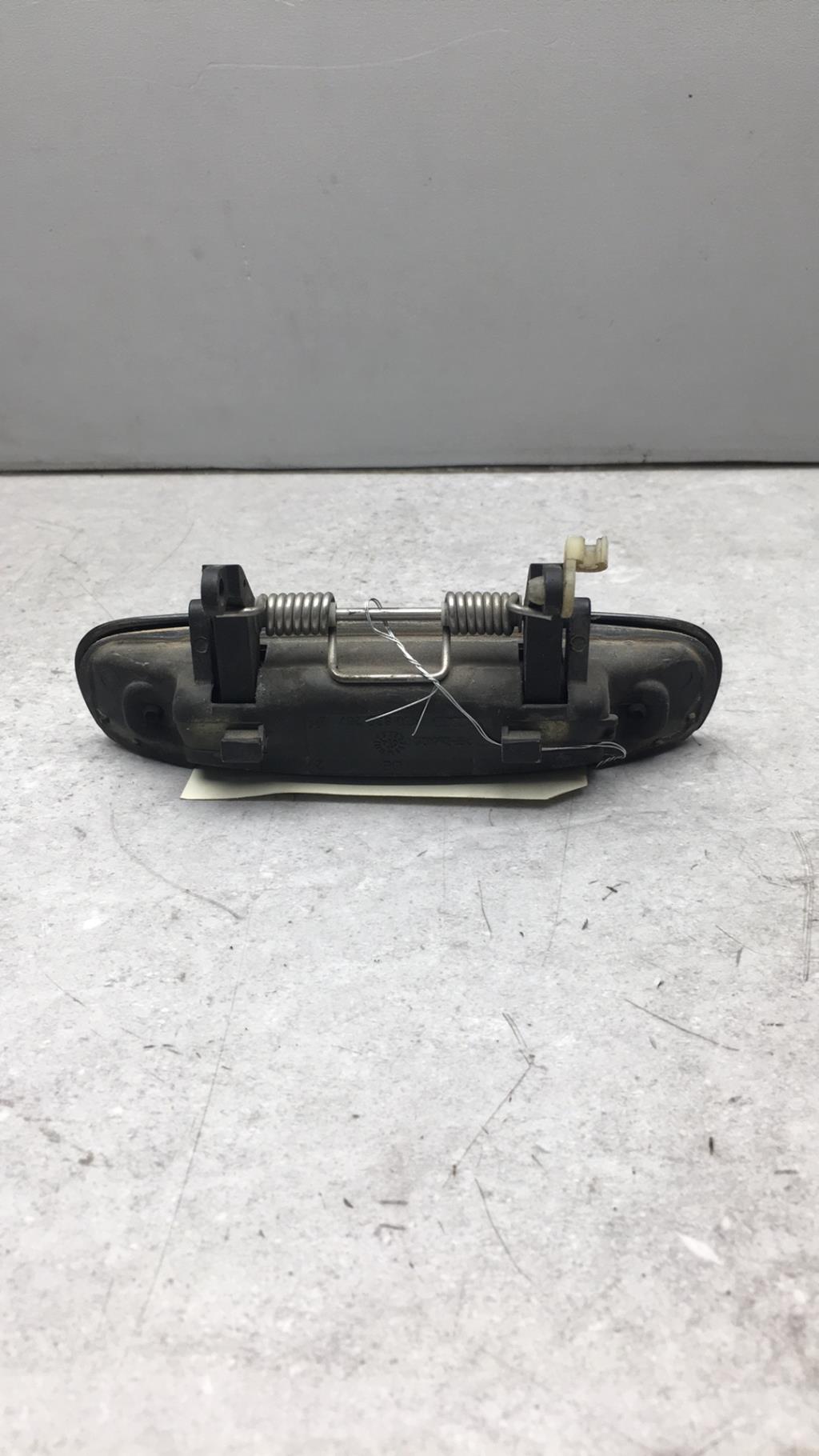 Maniglia portiera anteriore destra AUDI A3 2 SPORTBACK PHASE 1  - 1
