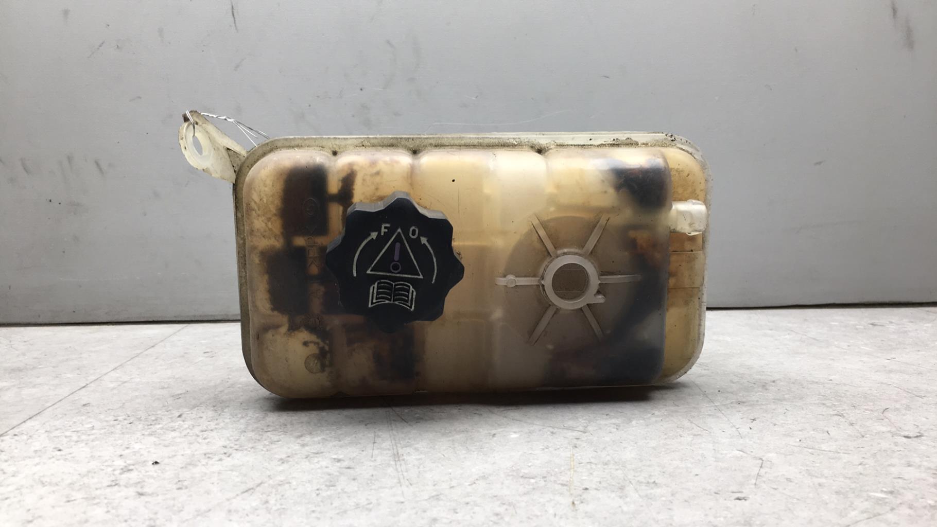 Vase d'expansion CITROEN C5 2 Diesel - 1