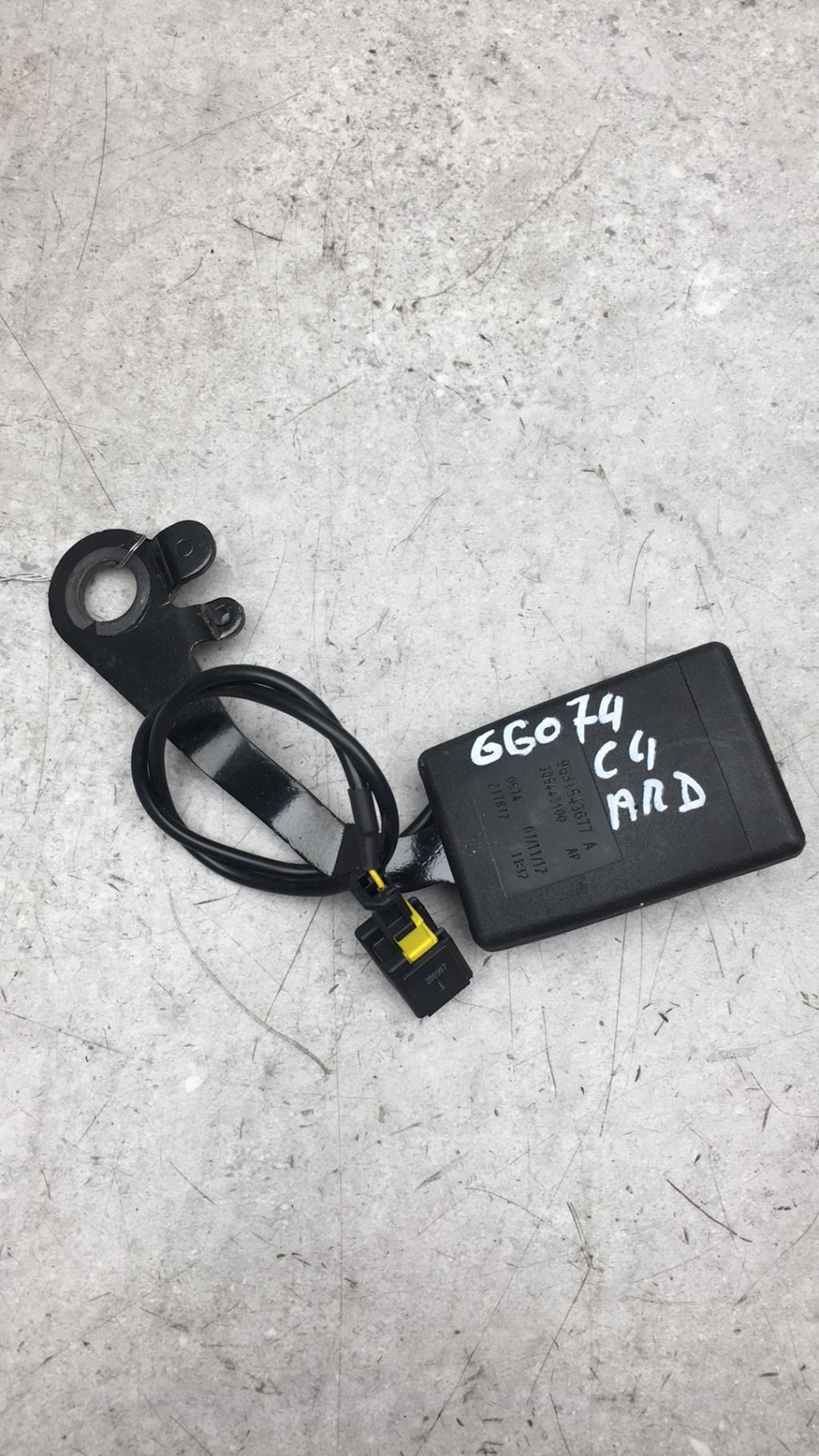 Aggancio cintura sicurezza posteriore destro CITROEN C4 GRAND PICASSO 1  - 1