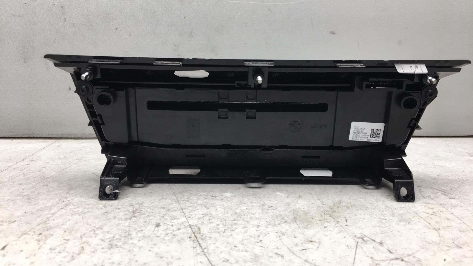 Commande autoradio BMW SERIE 2 F46 GRAN TOURER PHASE 1 Diesel - 1