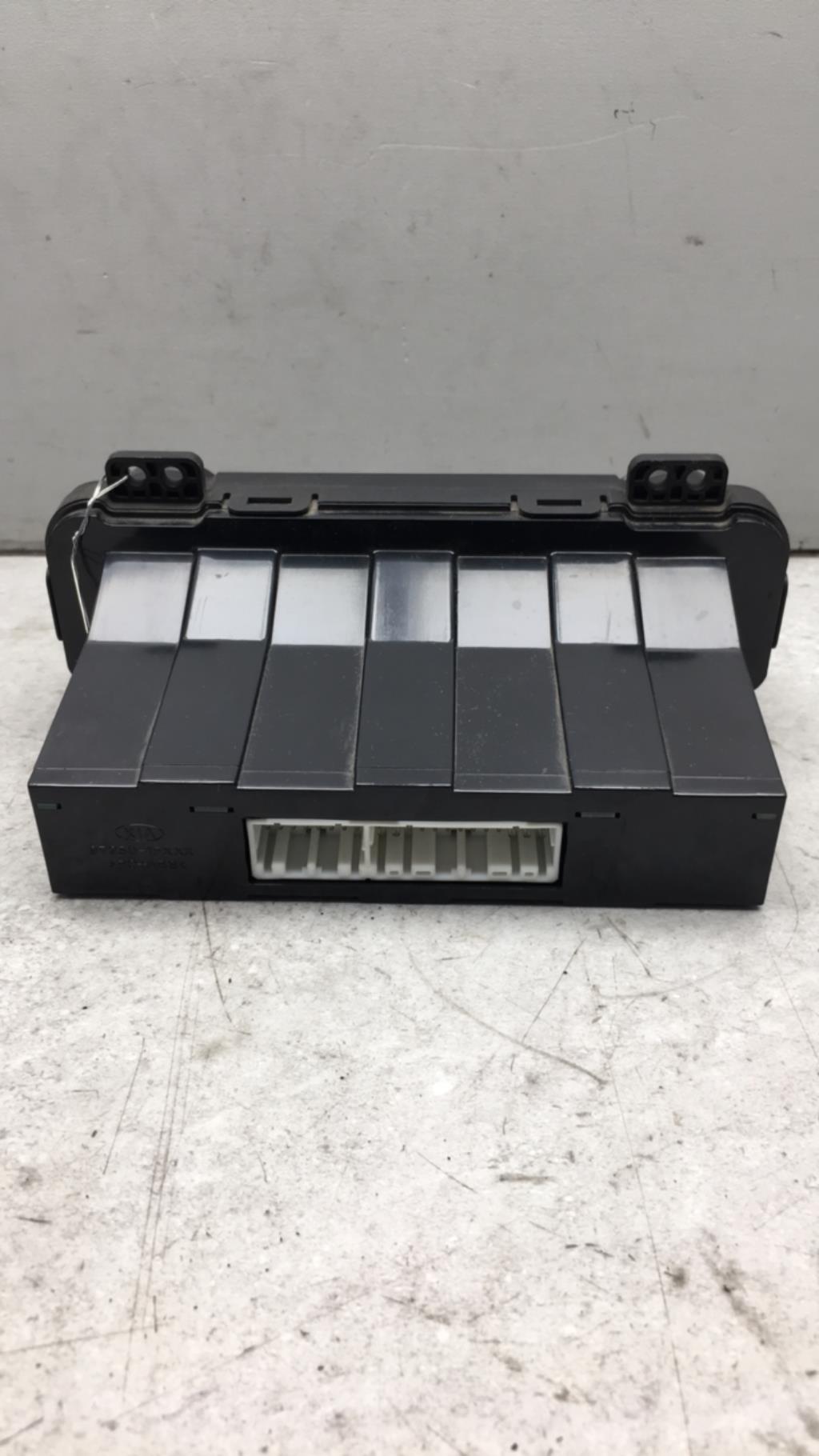 Commande chauffage KIA SPORTAGE 2 PHASE 1  - 1