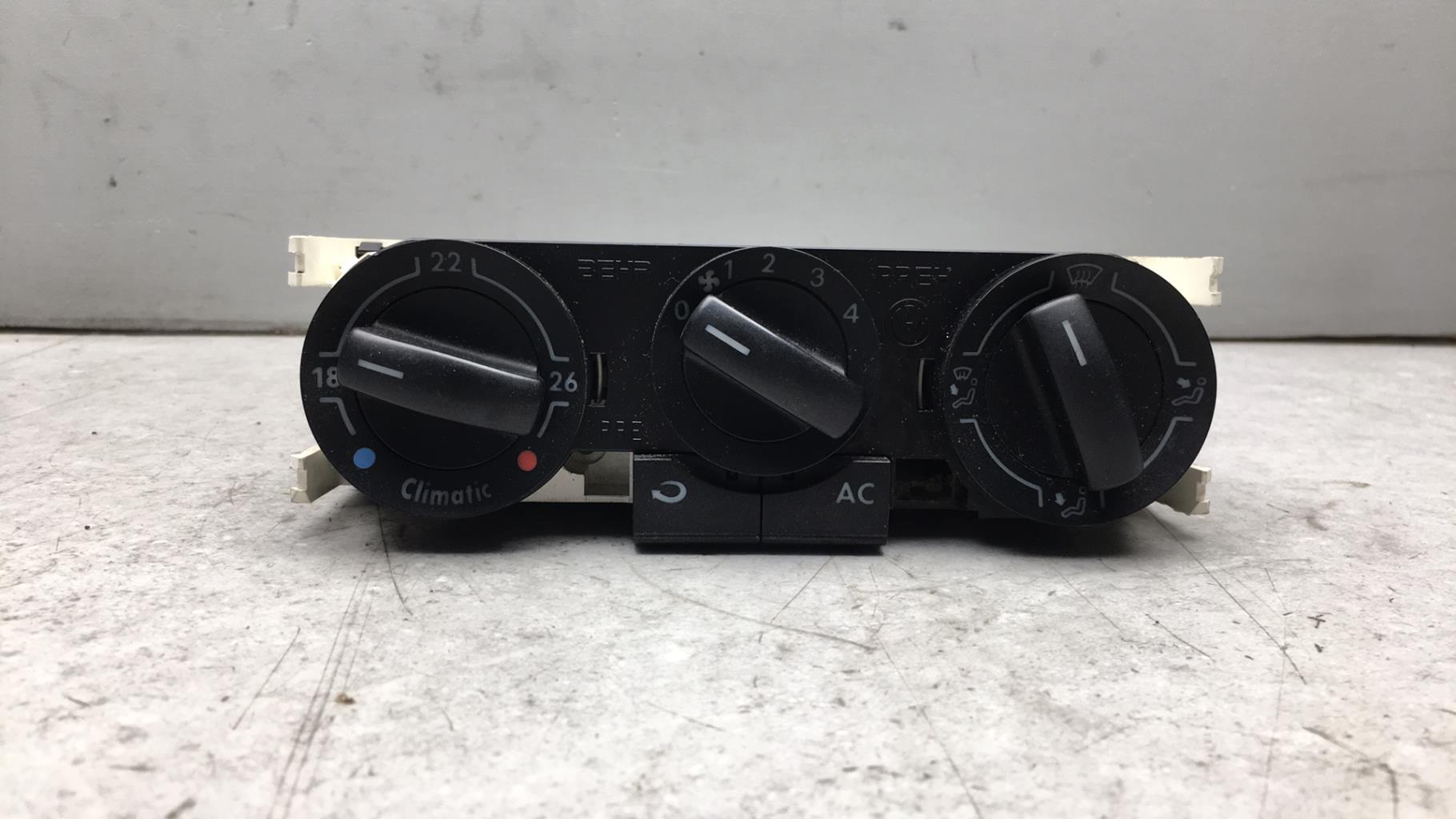 Commande chauffage VOLKSWAGEN POLO 4 PHASE 1  - 1