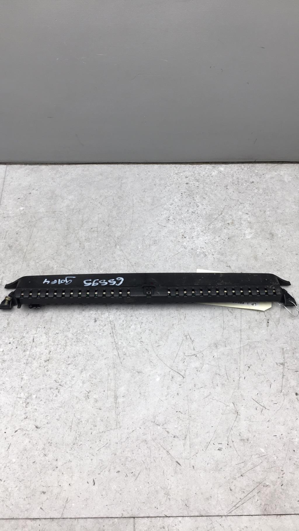 Feu arriere stop central VOLKSWAGEN GOLF 4 Diesel - 1