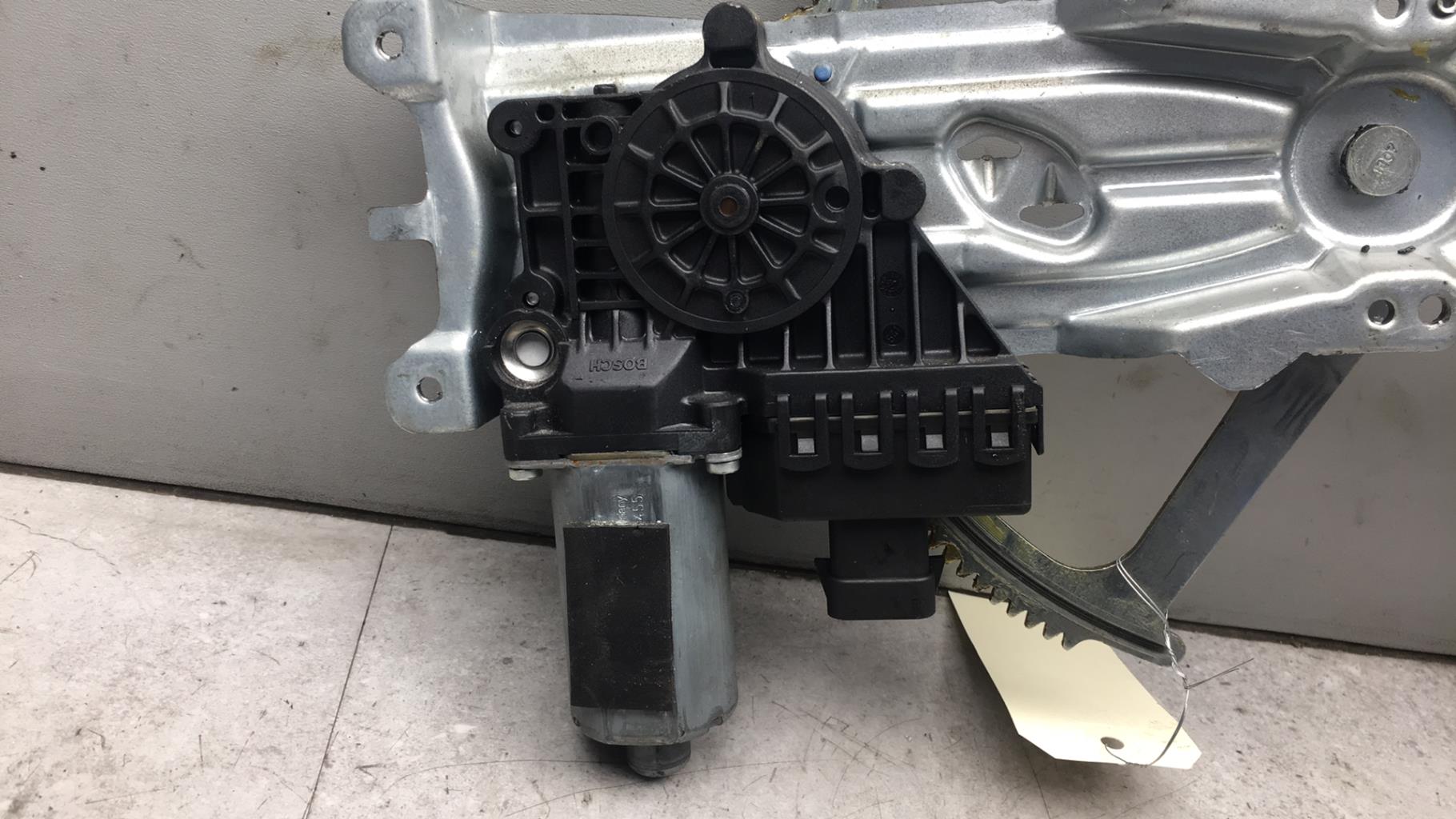 Alzacristalli elettrico anteriore destro OPEL ASTRA H PHASE 2  - 1