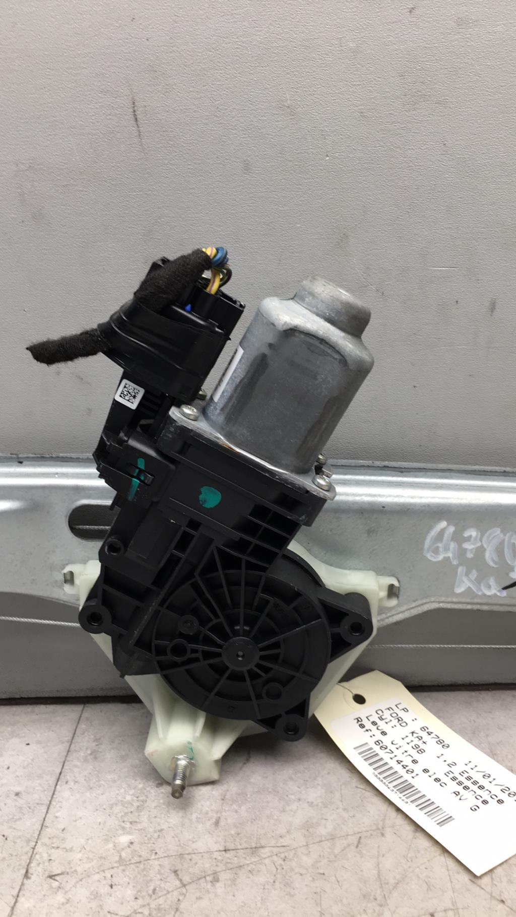 Alzacristalli elettrico anteriore sinistro FORD KA+ Gasolina - 1