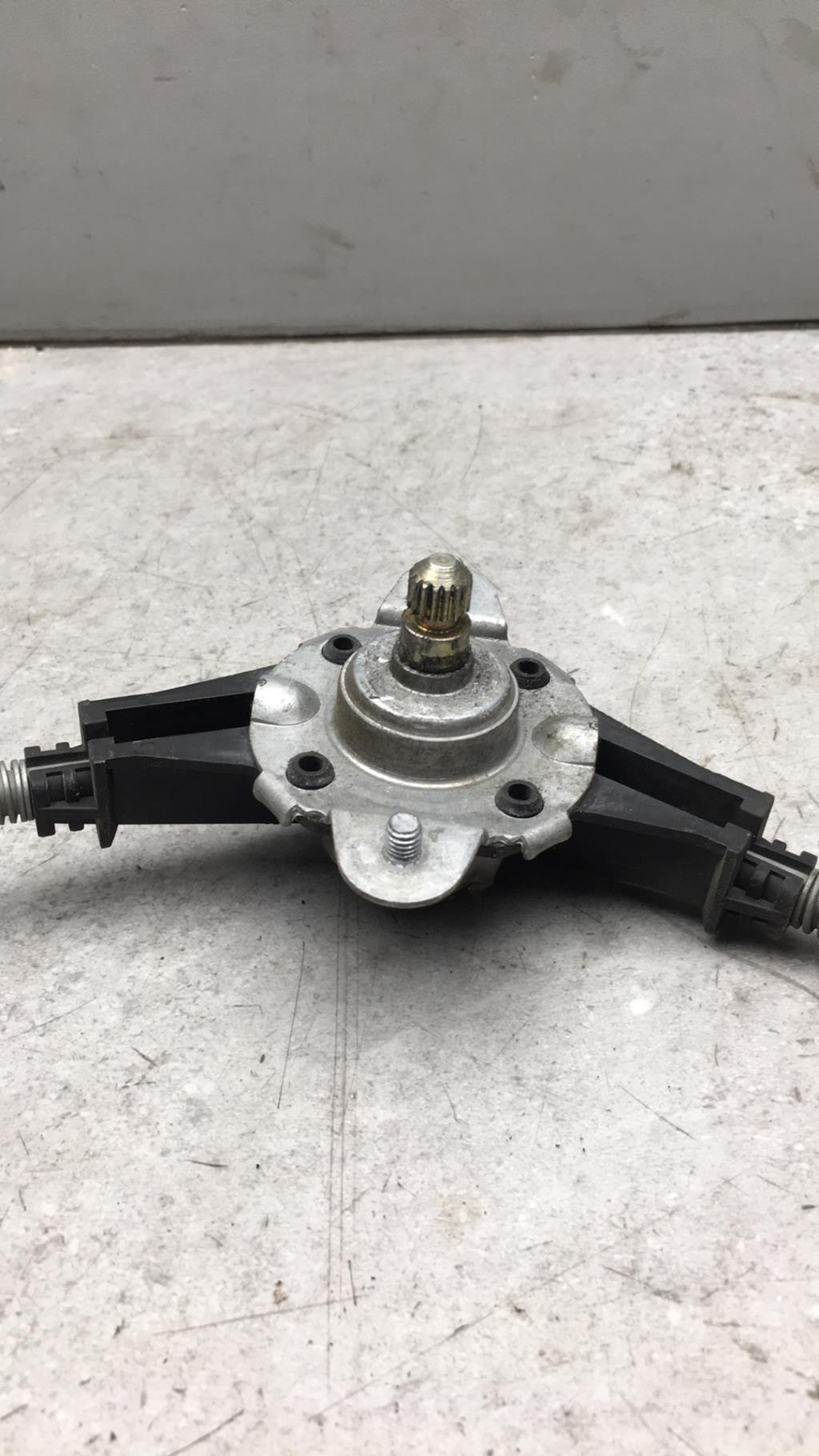 Alzacristalli manuale anteriore sinistro FIAT PUNTO 1 PHASE 1 Diésel - 1