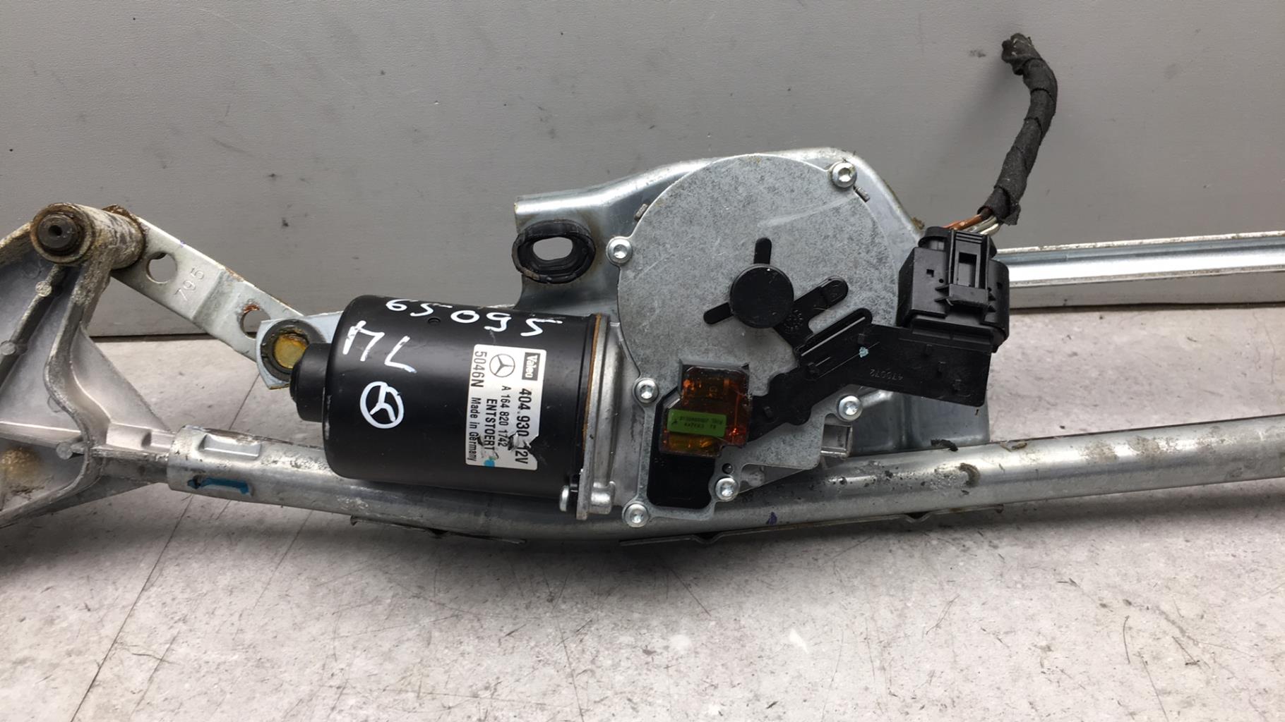 Motore tergicristallo anteriore MERCEDES CLASSE M 164 PHASE 1 Diésel - 1