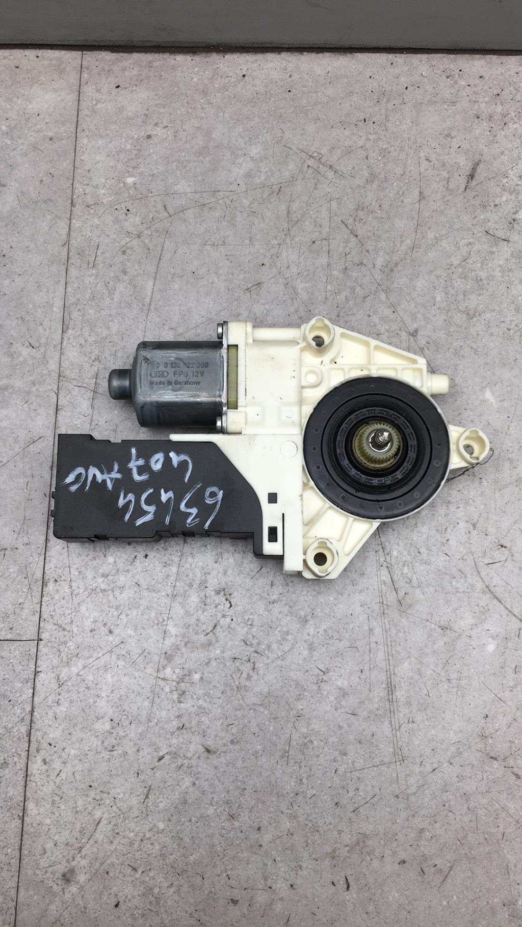 Motore alzacristalli anteriore sinistro PEUGEOT 407 PHASE 1 BREAK Diésel - 1