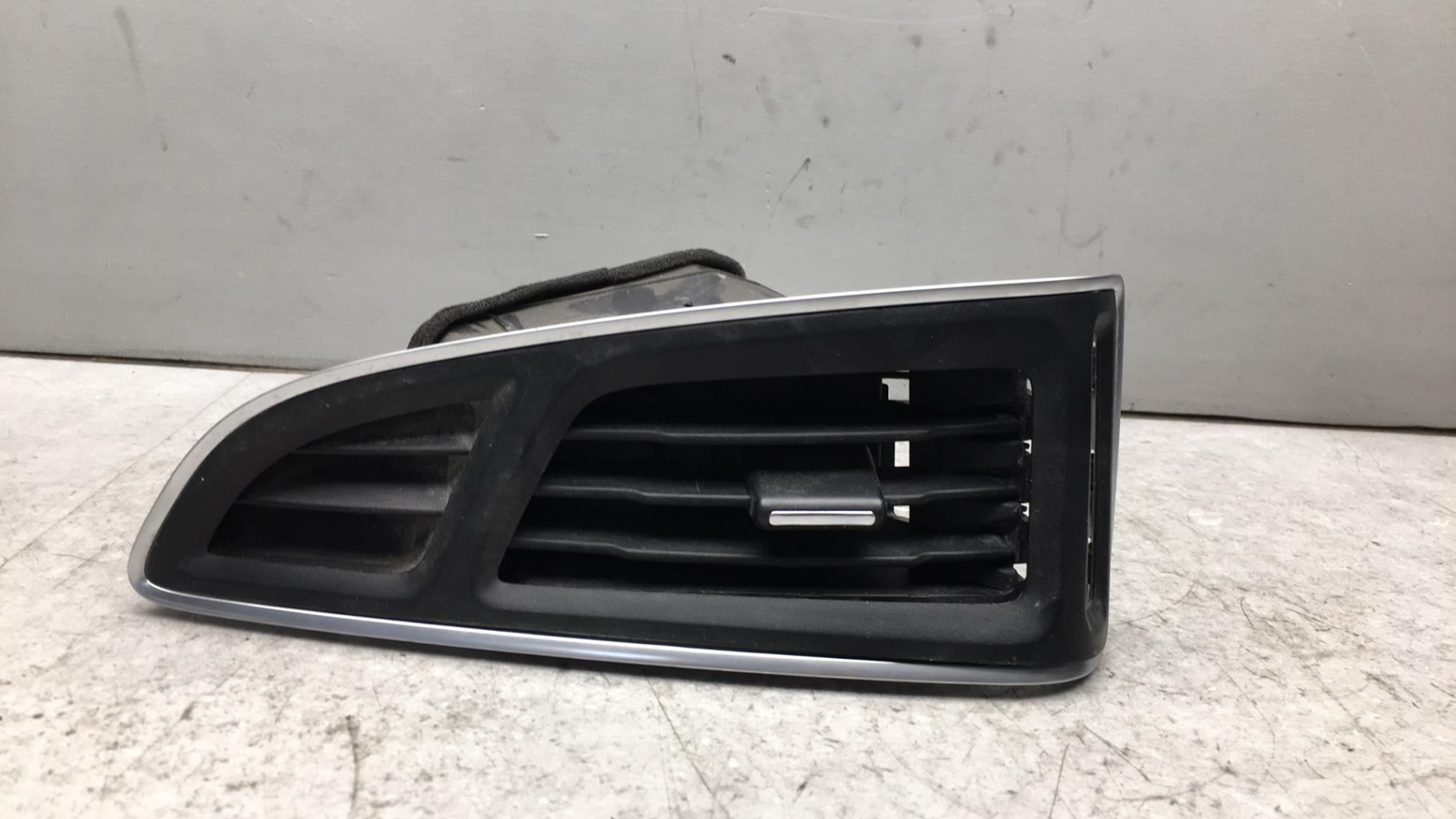 Bocchetta aerazione cruscotto anteriore sinistra FORD FOCUS 3 PHASE 1  - 1