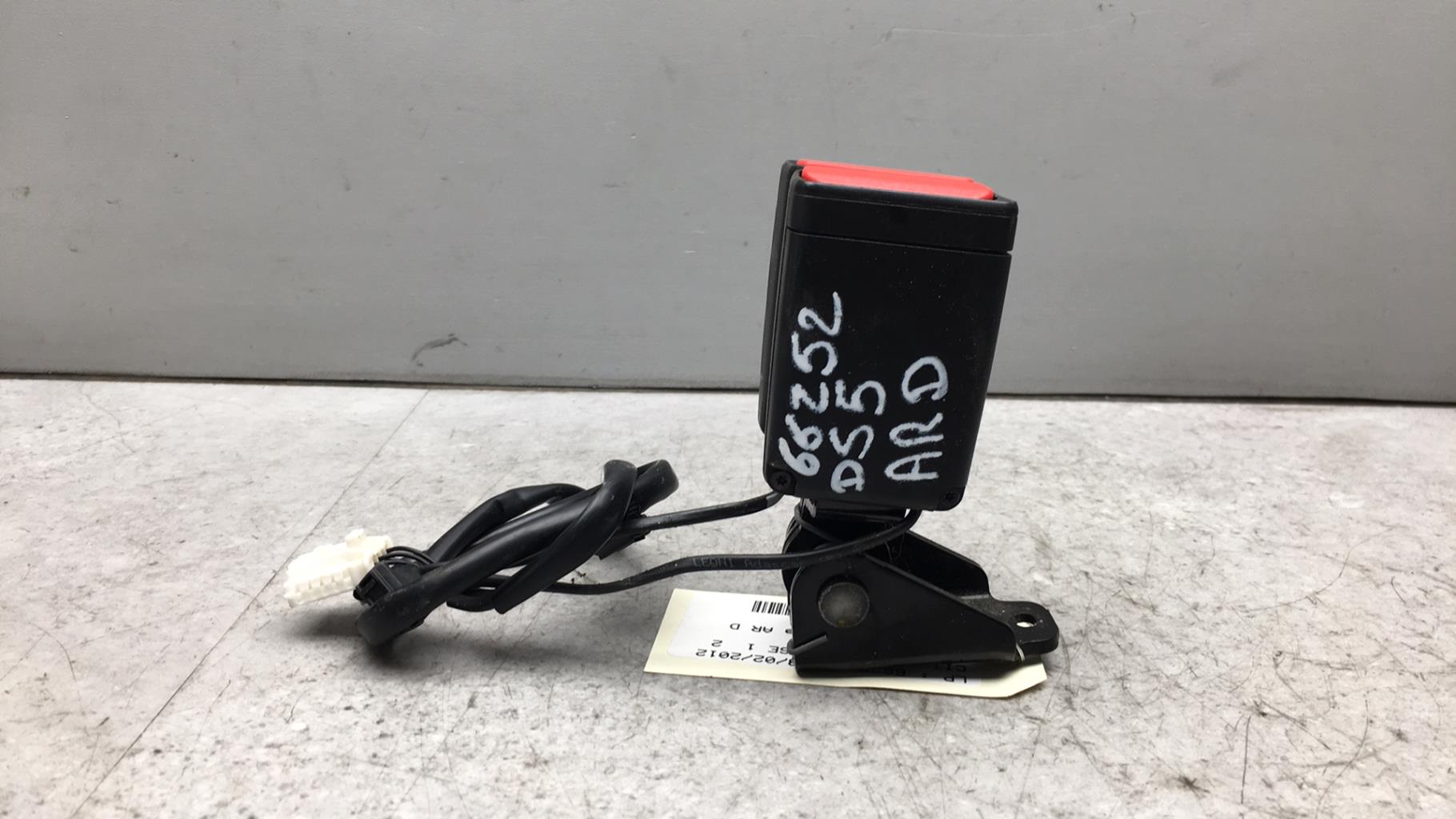 Aggancio cintura sicurezza posteriore destro CITROEN DS5 PHASE 1  - 1