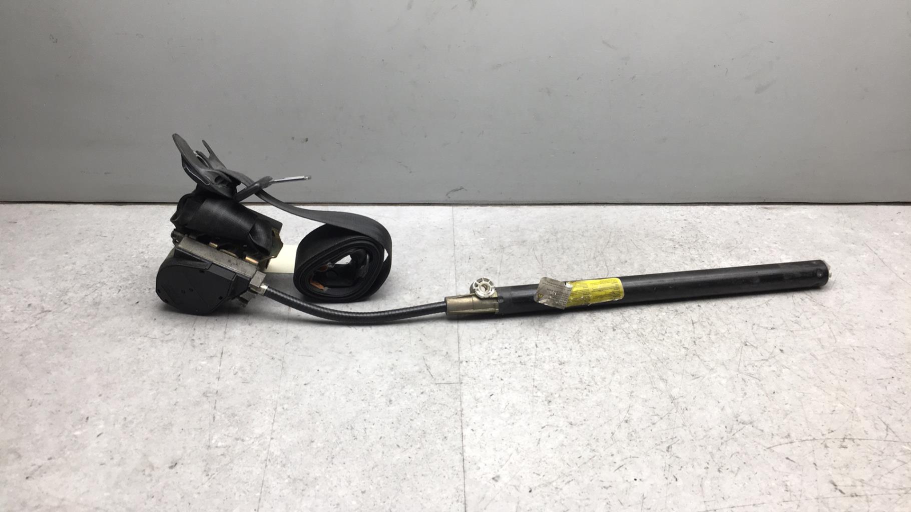 Cintura di sicurezza anteriore sinistra VOLKSWAGEN GOLF 3 Diésel - 1
