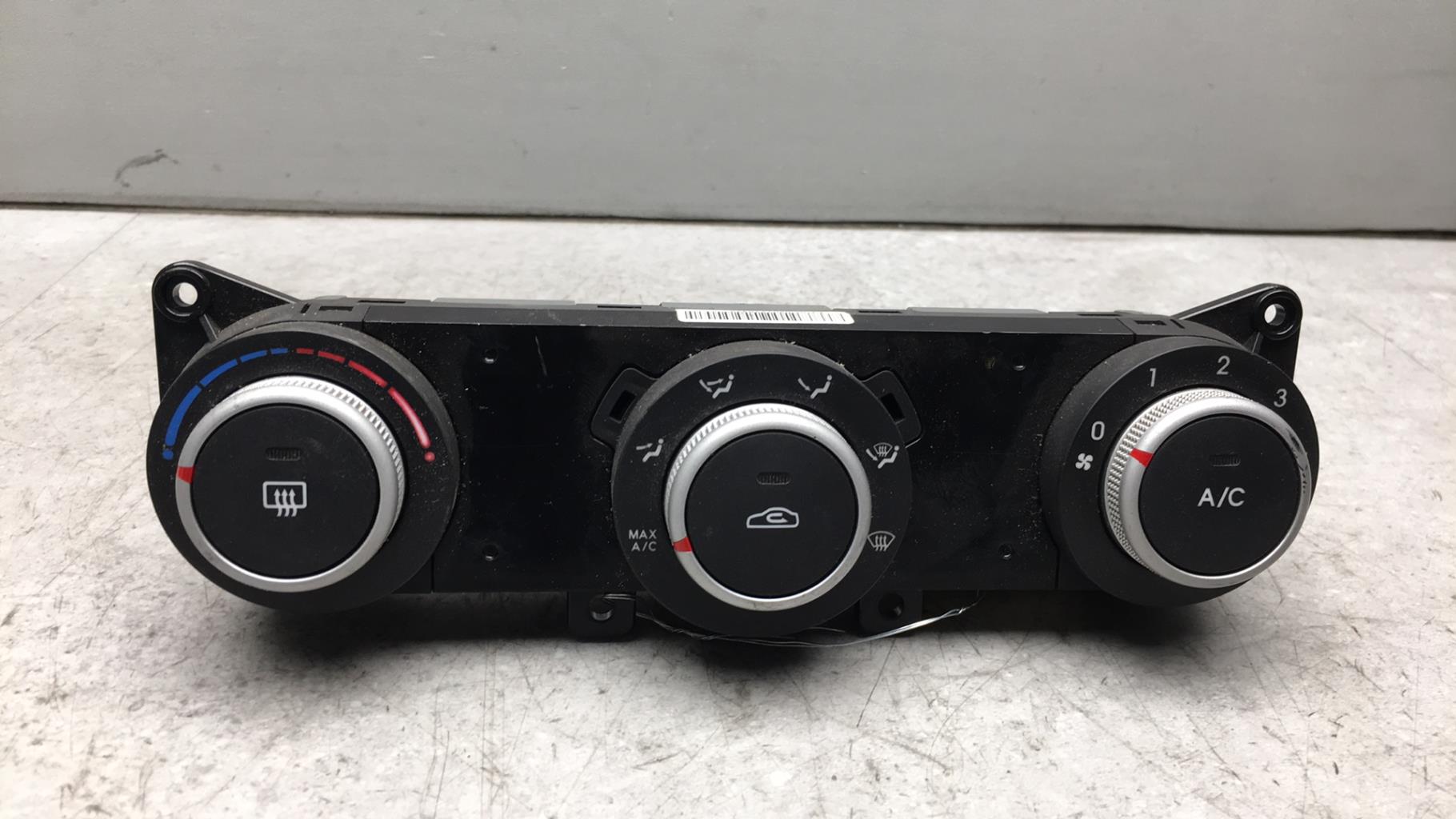 Commande chauffage KIA CEE-D 1 SPORT WAGON PHASE 2 BREAK  - 1