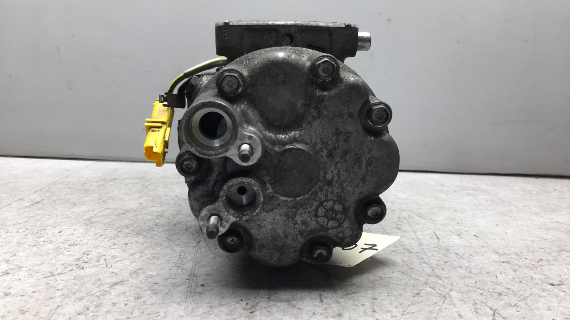 Compresseur clim CITROEN C8 Diesel - 1