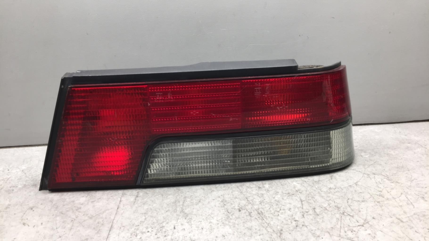 Fanale posteriore principale destro (luci) PEUGEOT 405 PHASE 1 Diésel - 1