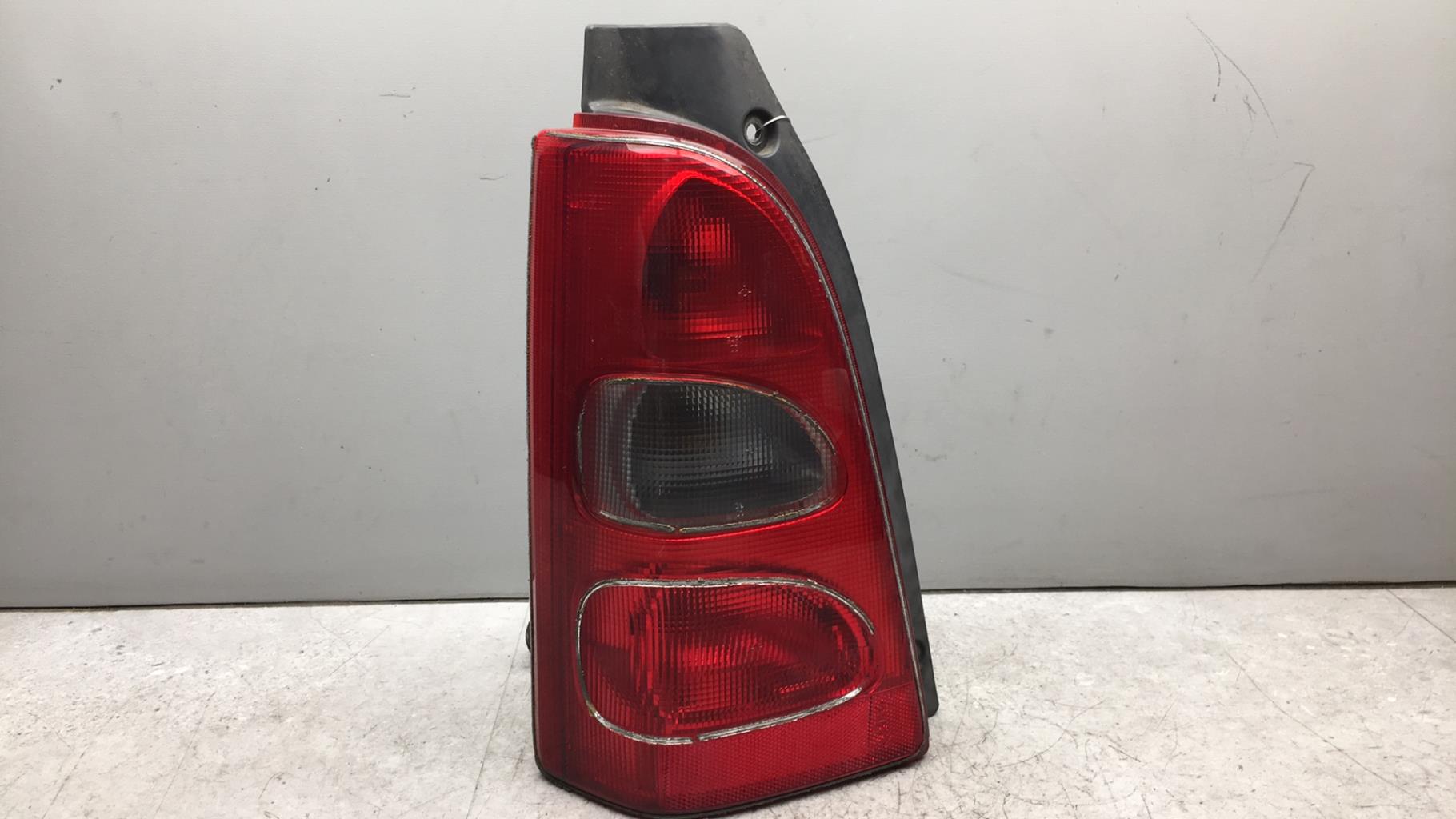 Fanale posteriore principale sinistro (luci) SUZUKI WAGON-R PHASE 2 Diésel - 1