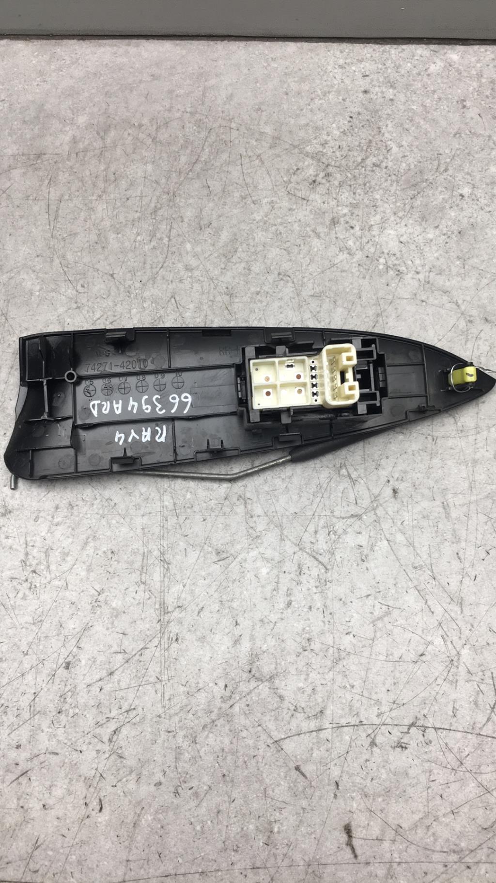 Interruttore lavacristalli posteriore destro TOYOTA RAV4 3 PHASE 1 Diésel - 1