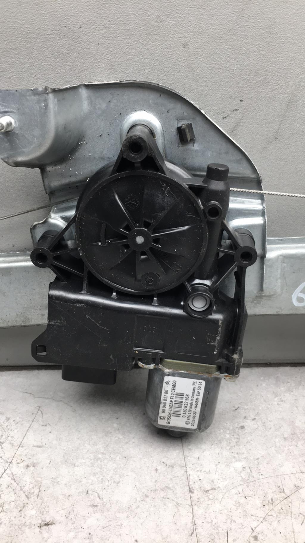 Alzacristalli elettrico anteriore destro PEUGEOT 2008 1 PHASE 1 Gasolina - 1