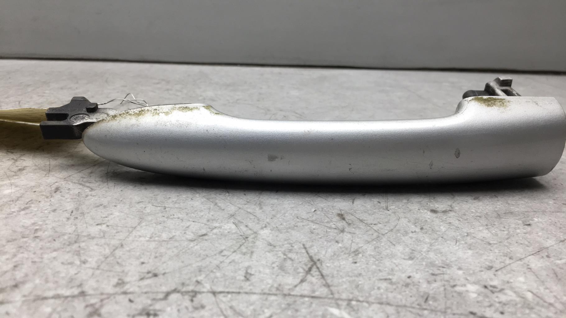 Maniglia portiera anteriore destra NISSAN PRIMERA 3 Diésel - 1
