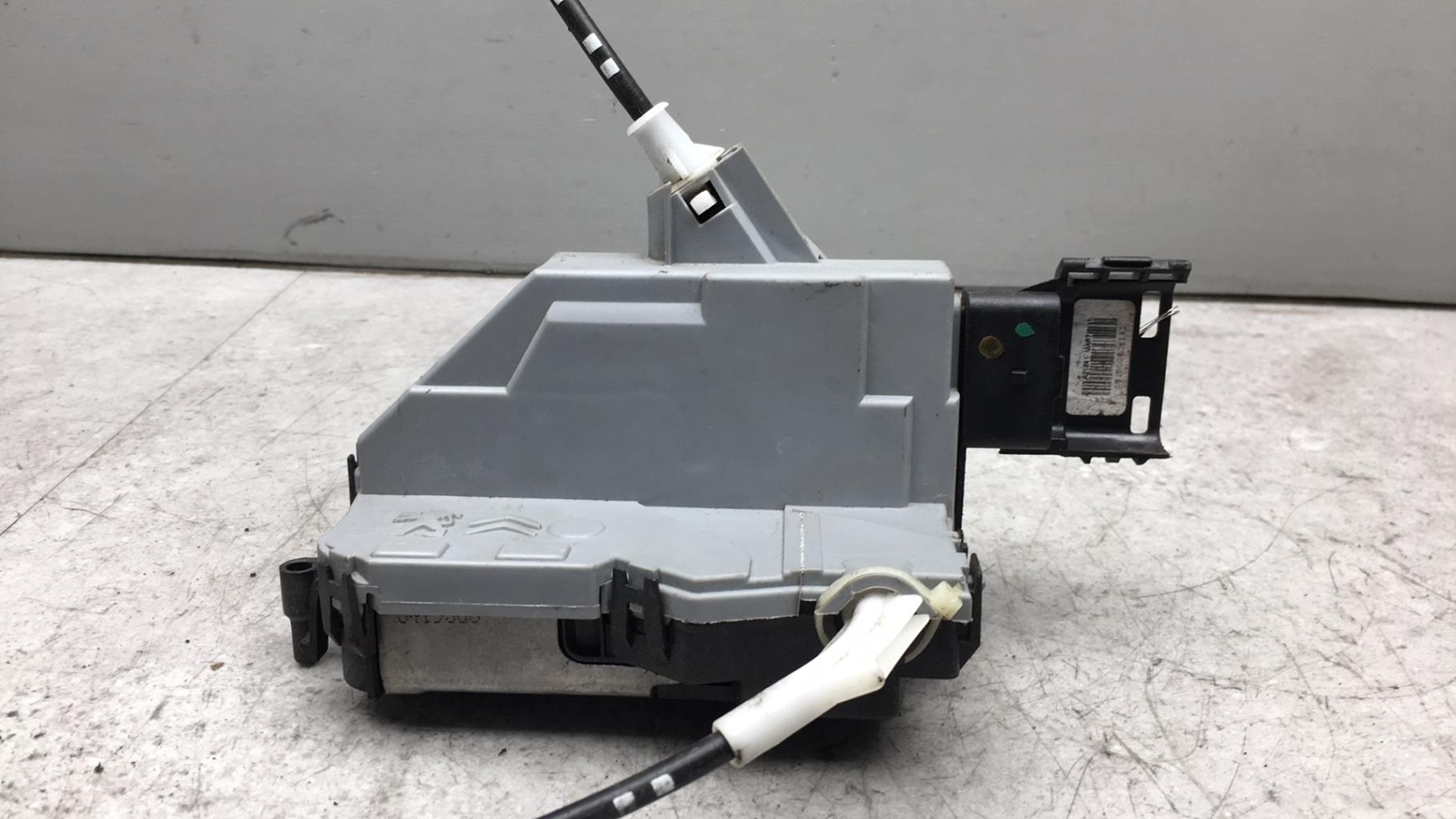 Serrure arriere droit CITROEN C5 2 Diesel - 1