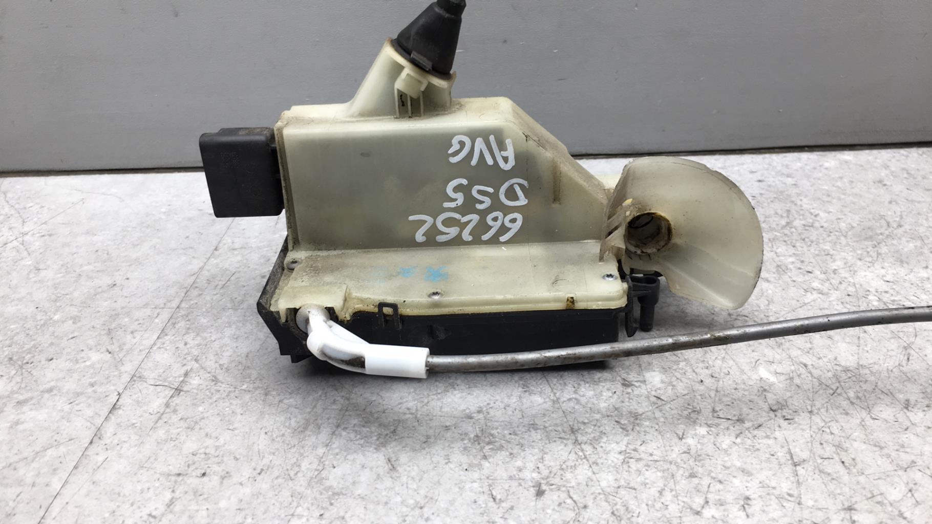 Serrure avant gauche CITROEN DS5 PHASE 1  - 1