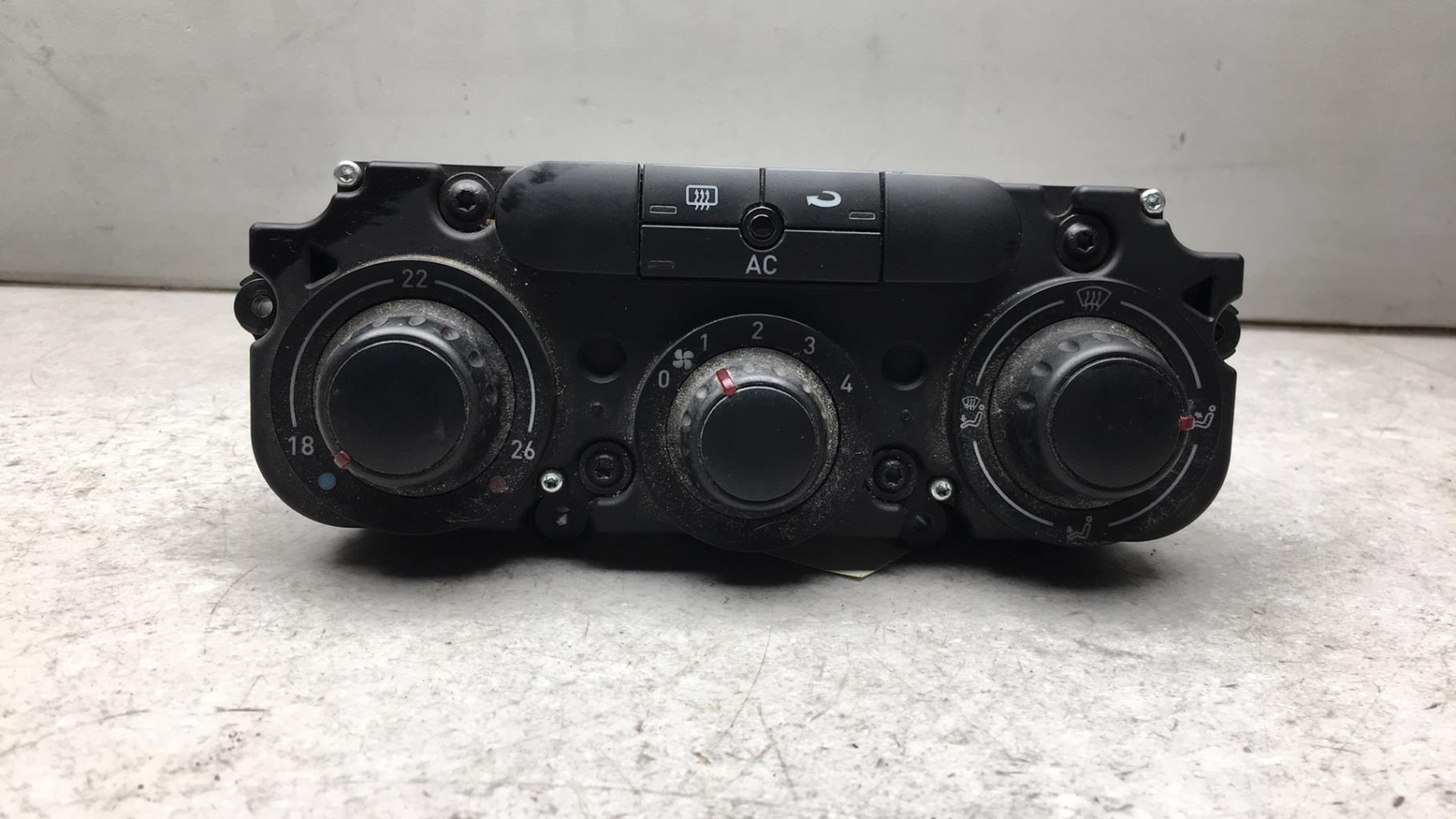 Commande chauffage SEAT TOLEDO 3 Diesel - 1