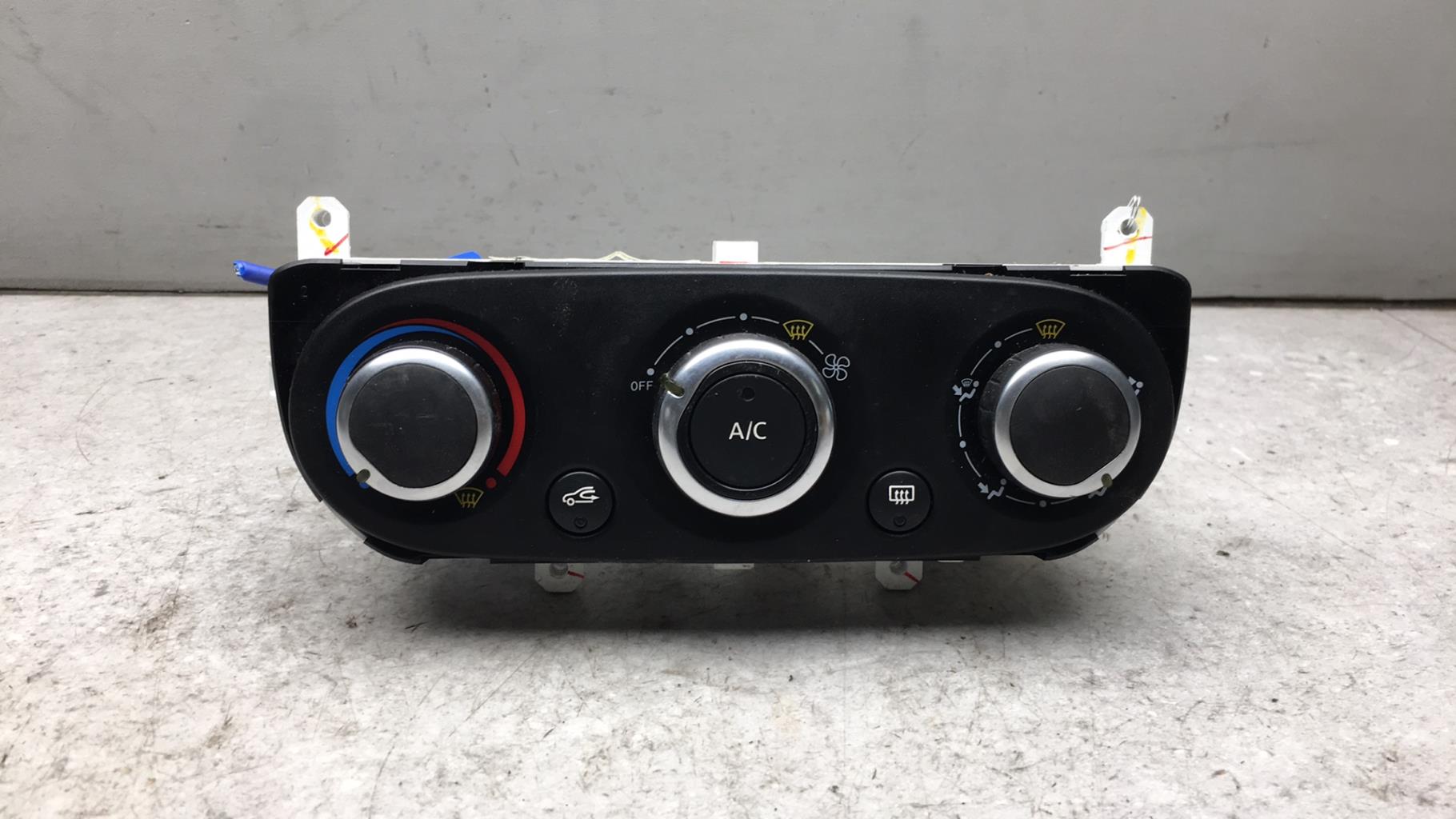 Commande chauffage RENAULT CLIO 4 PHASE 1 Diesel - 1