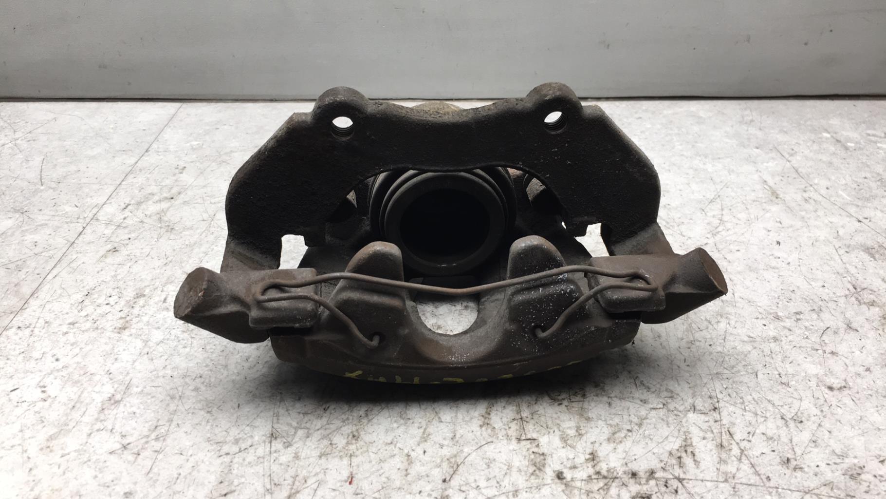 Etrier avant droit (freinage) FORD C-MAX 1 PHASE 2 Diesel - 1