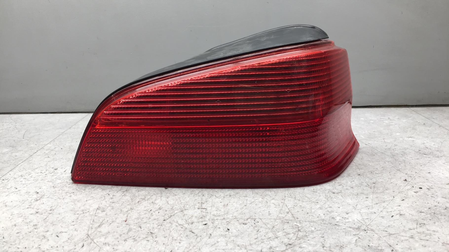 Fanale posteriore principale destro (luci) PEUGEOT 106 PHASE 2 Gasolina - 1