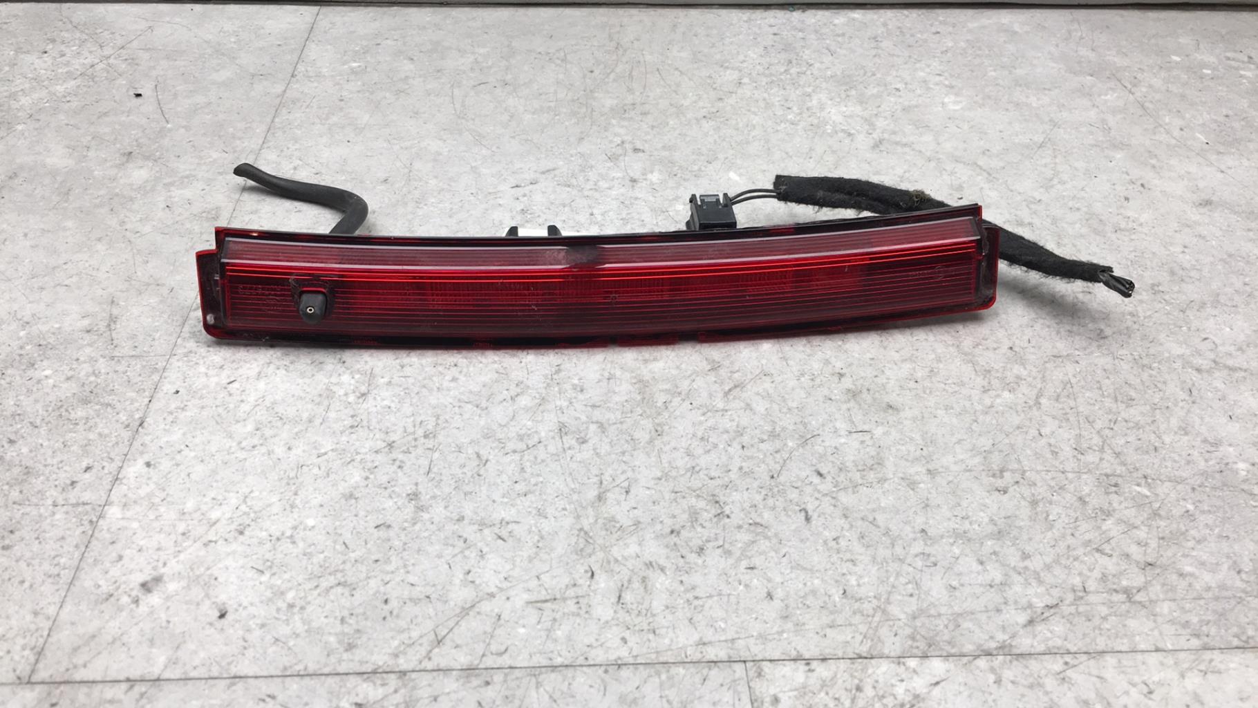 Feu arriere stop central RENAULT CLIO 4 PHASE 1 Diesel - 1